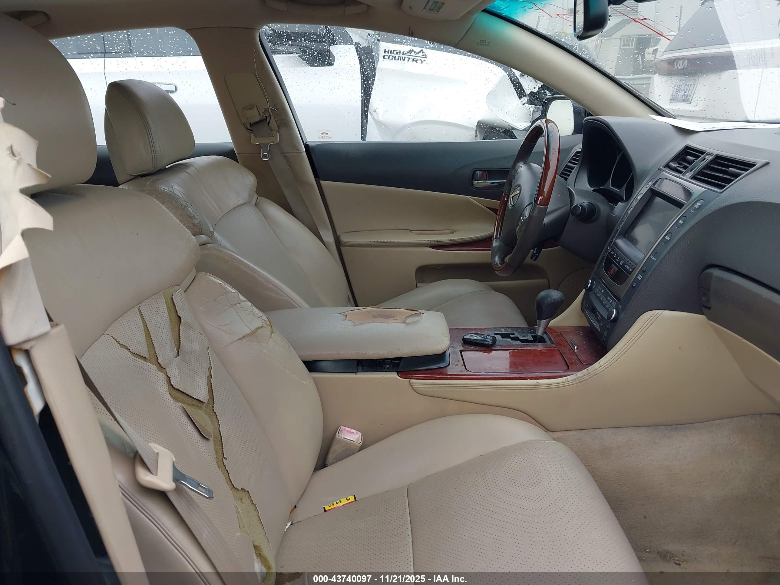 LEXUS GS image 5