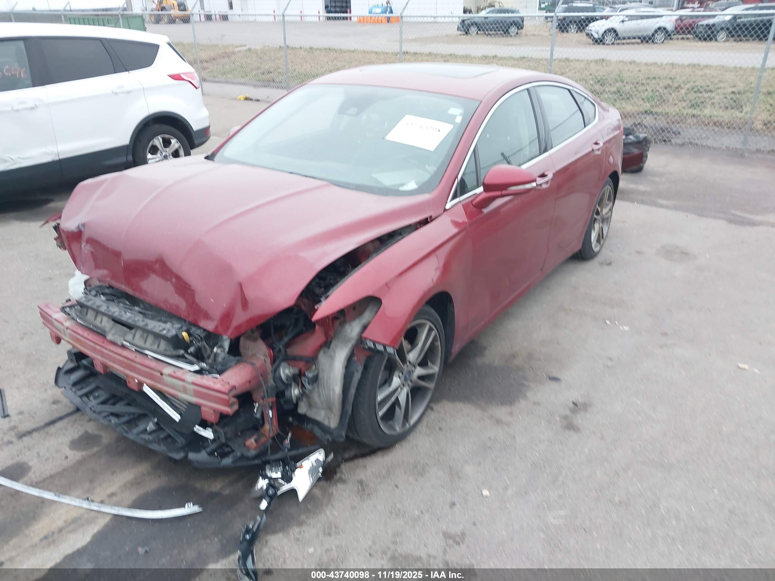 FORD FUSION image 2