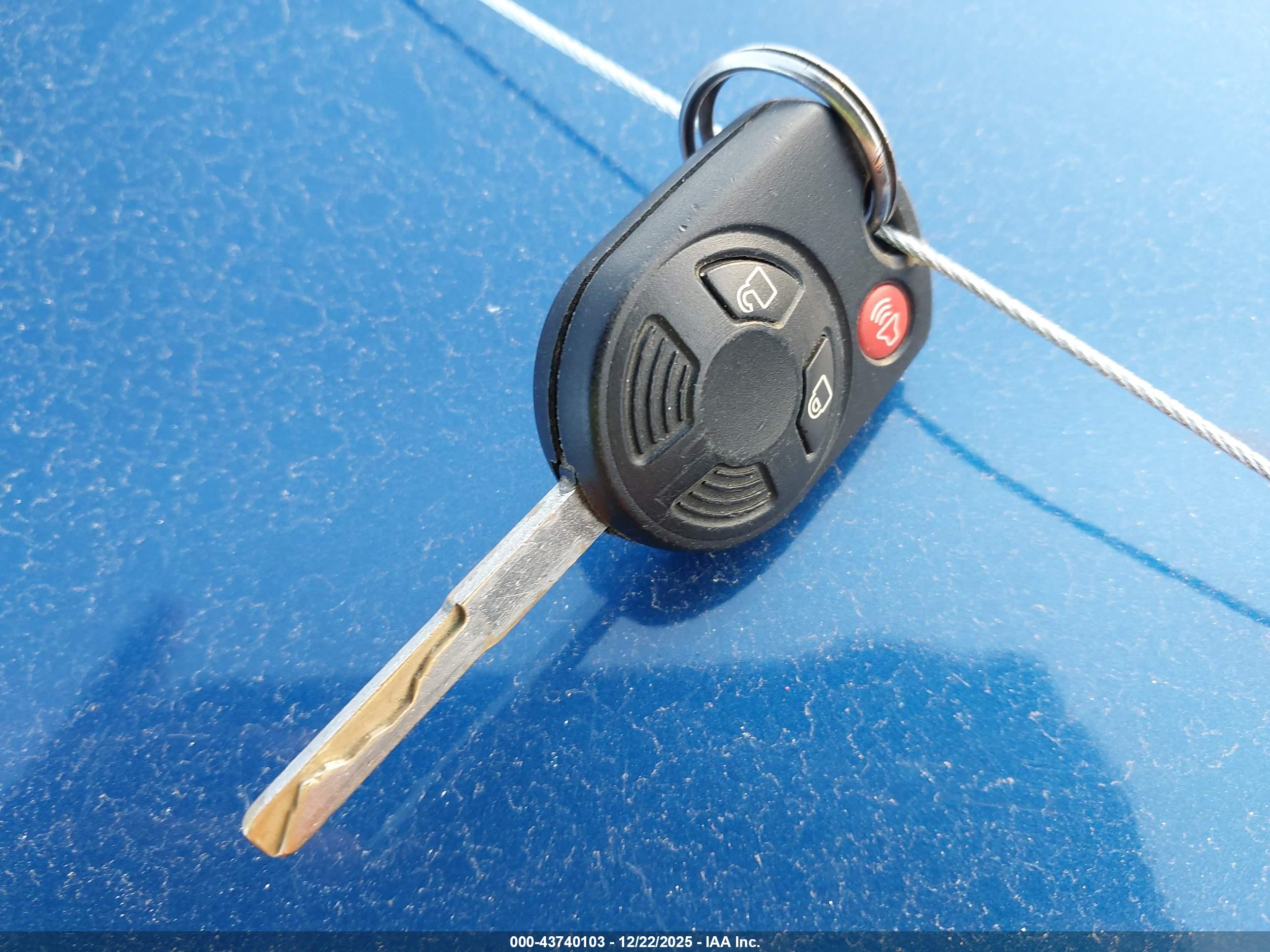 FORD ESCAPE image 11