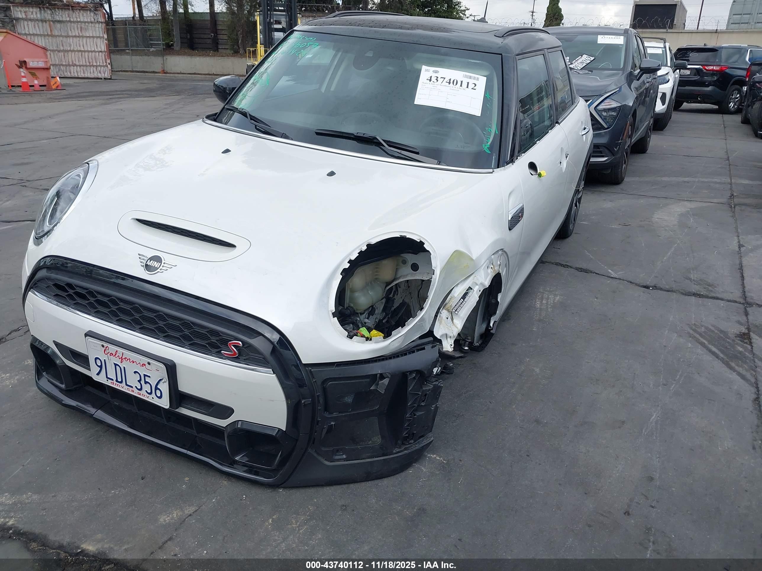 MINI HARDTOP image 2