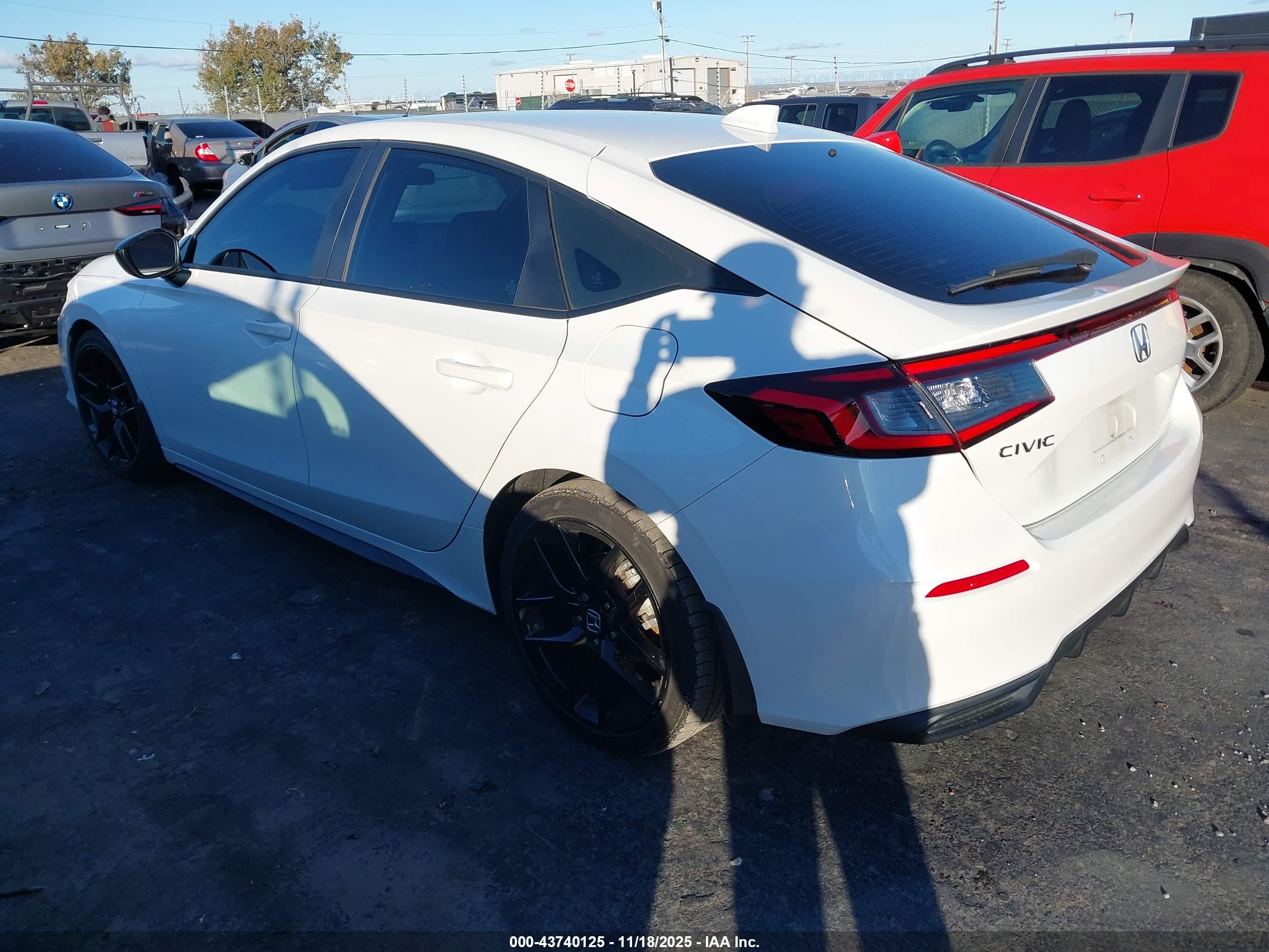 HONDA CIVIC image 3