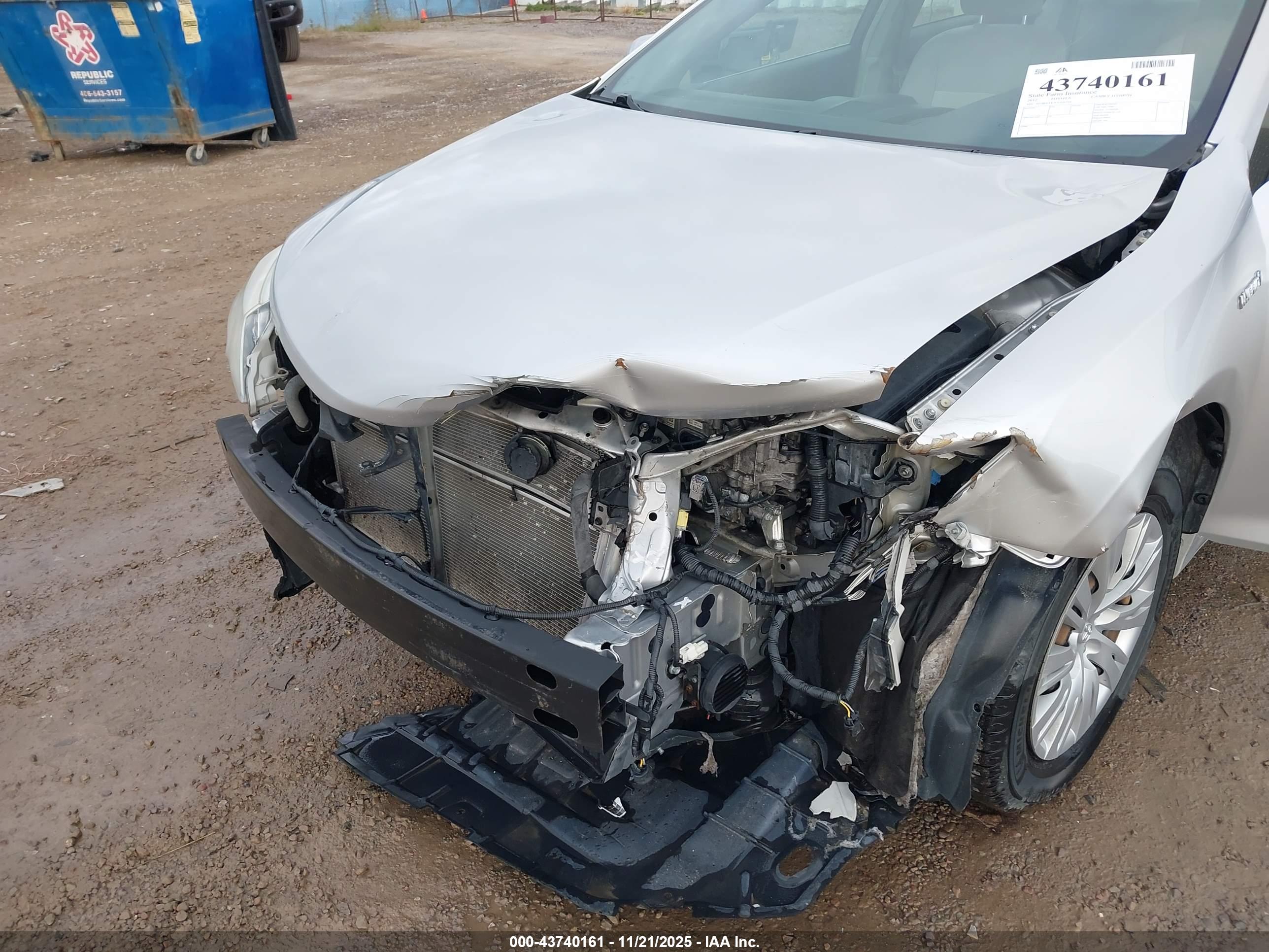TOYOTA CAMRY image 6