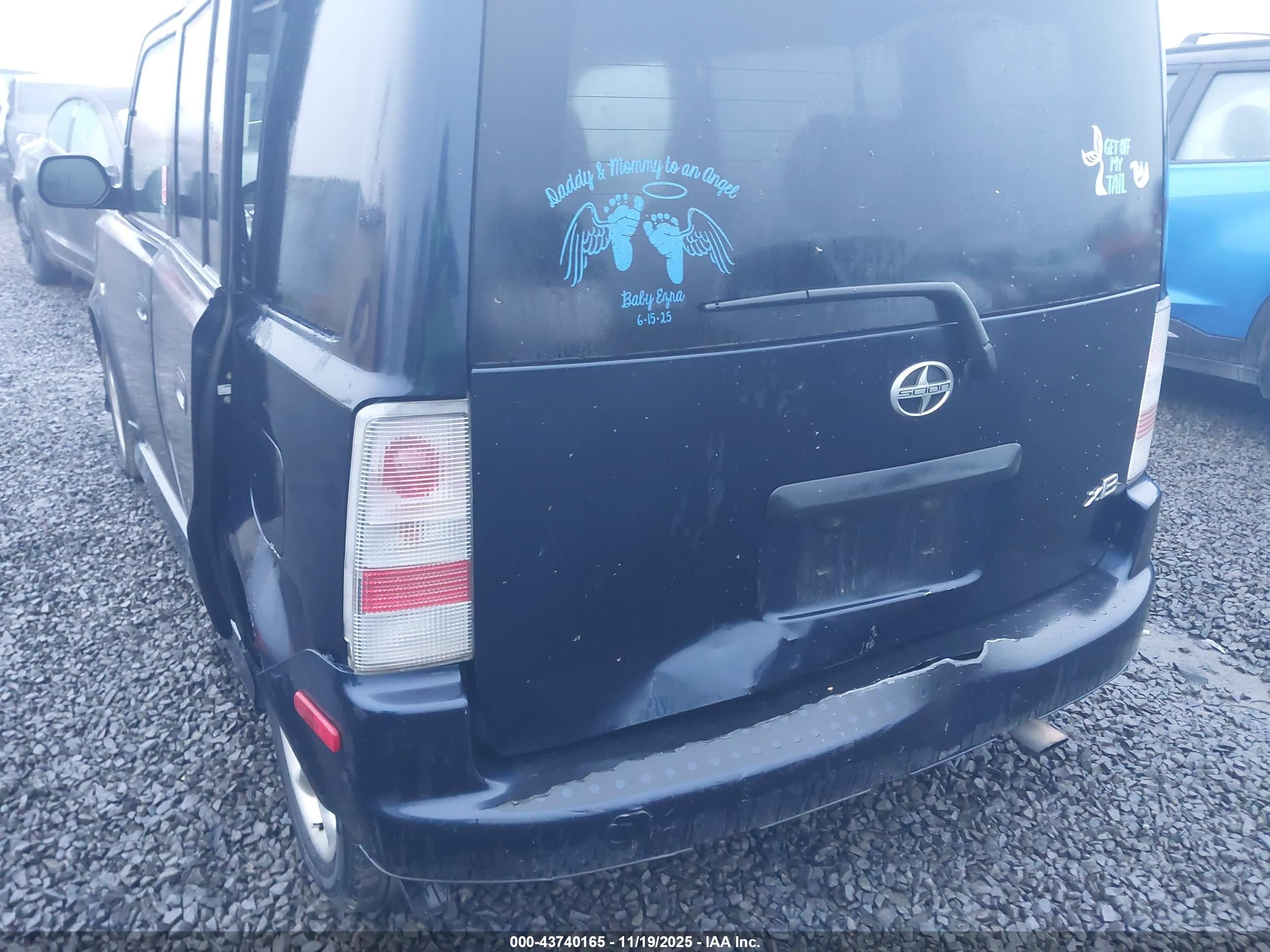 SCION XB image 6