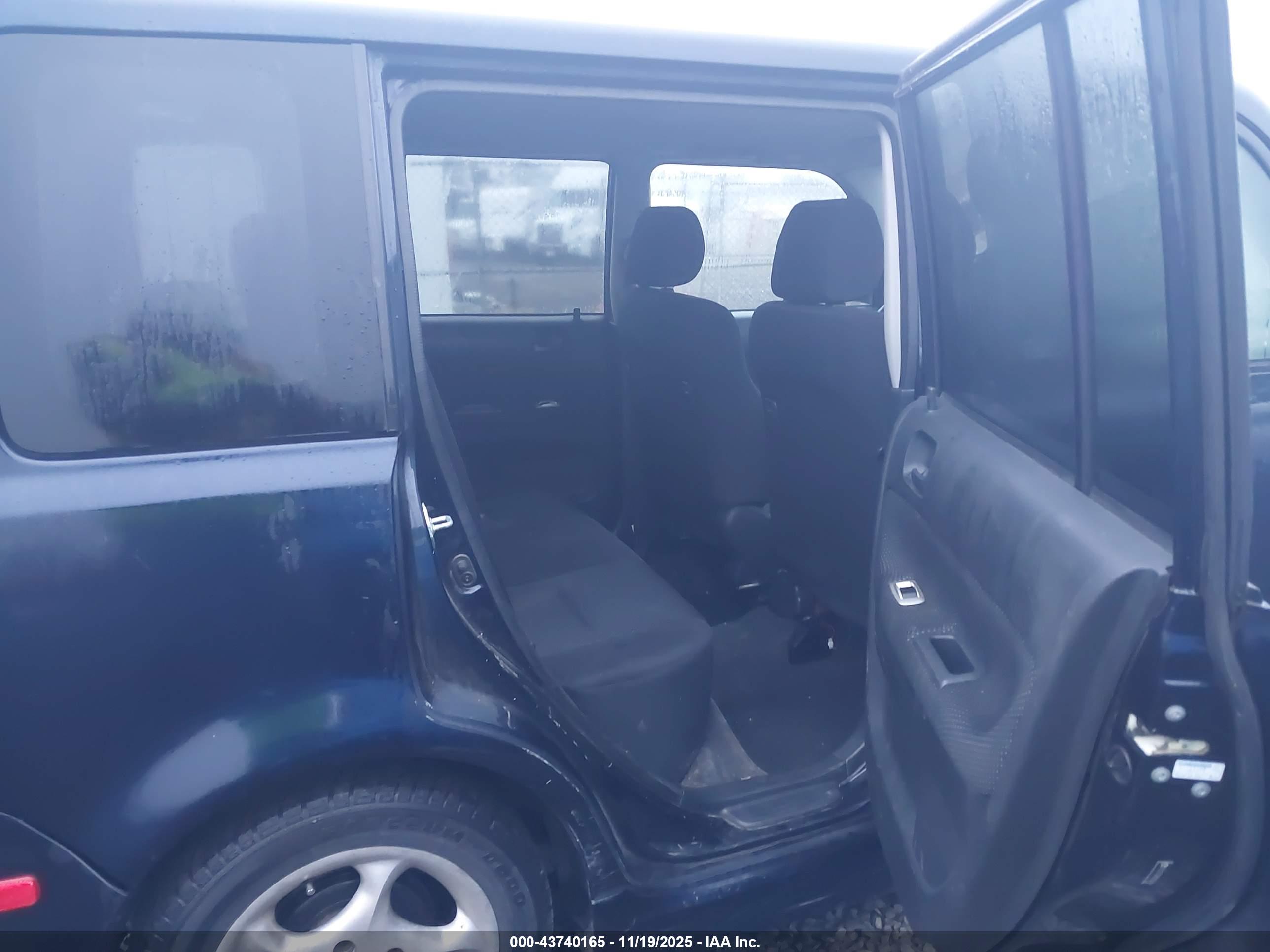 SCION XB image 8