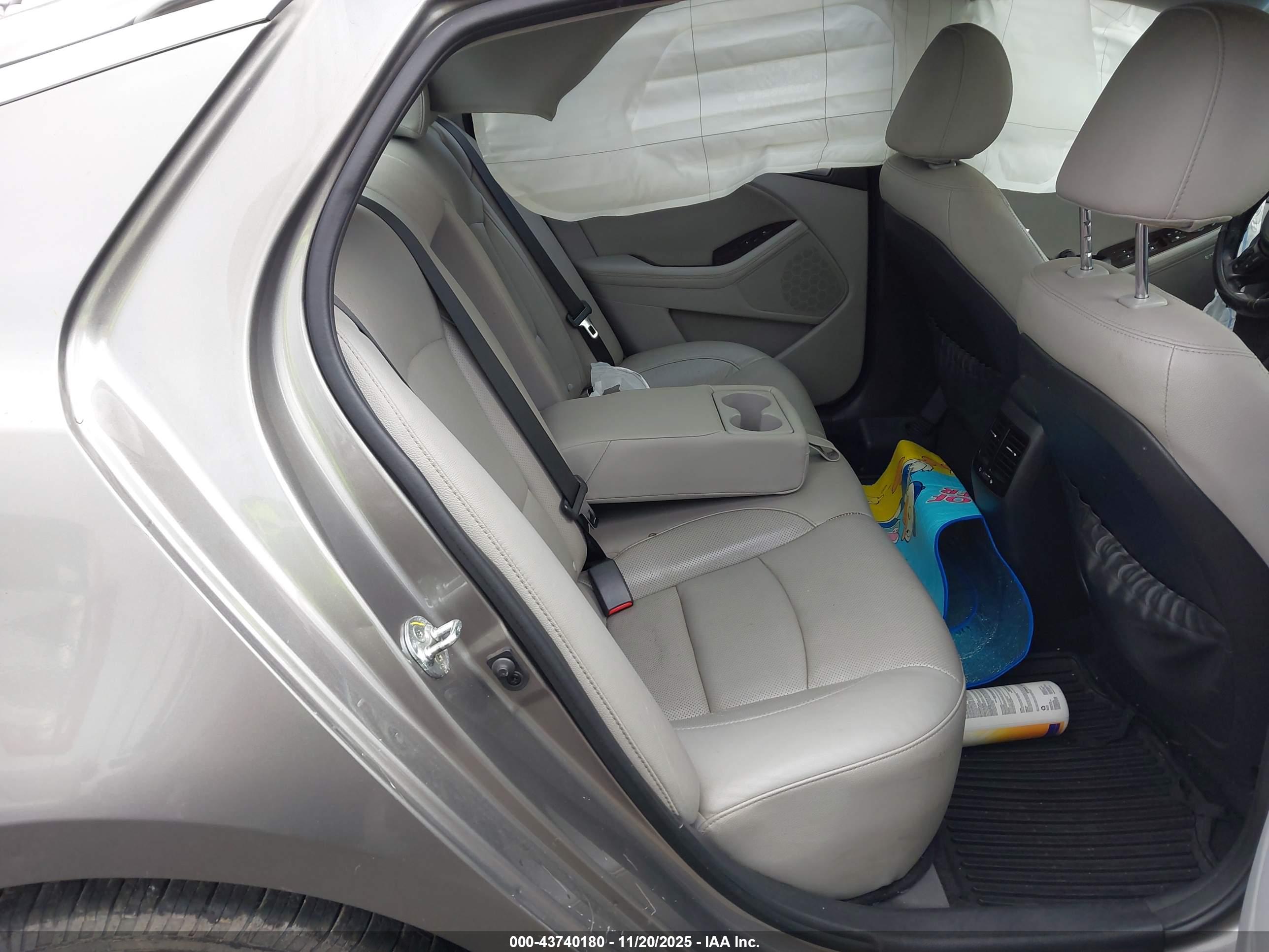 KIA OPTIMA image 8