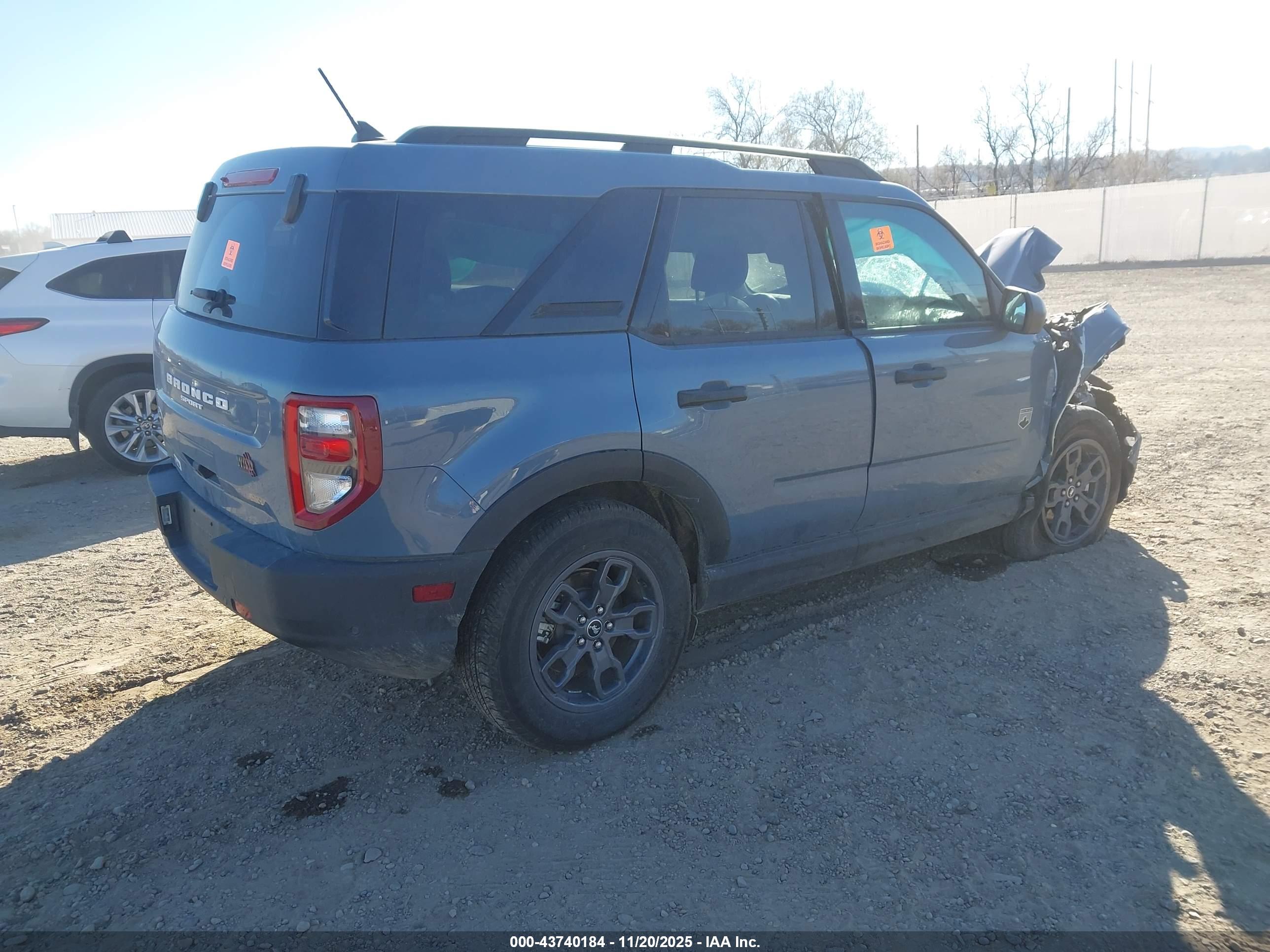 FORD BRONCO image 4