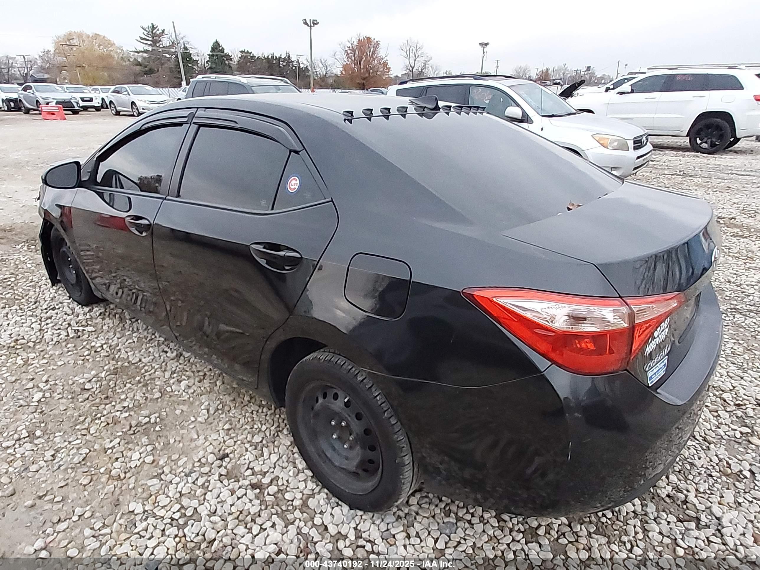 TOYOTA COROLLA image 3