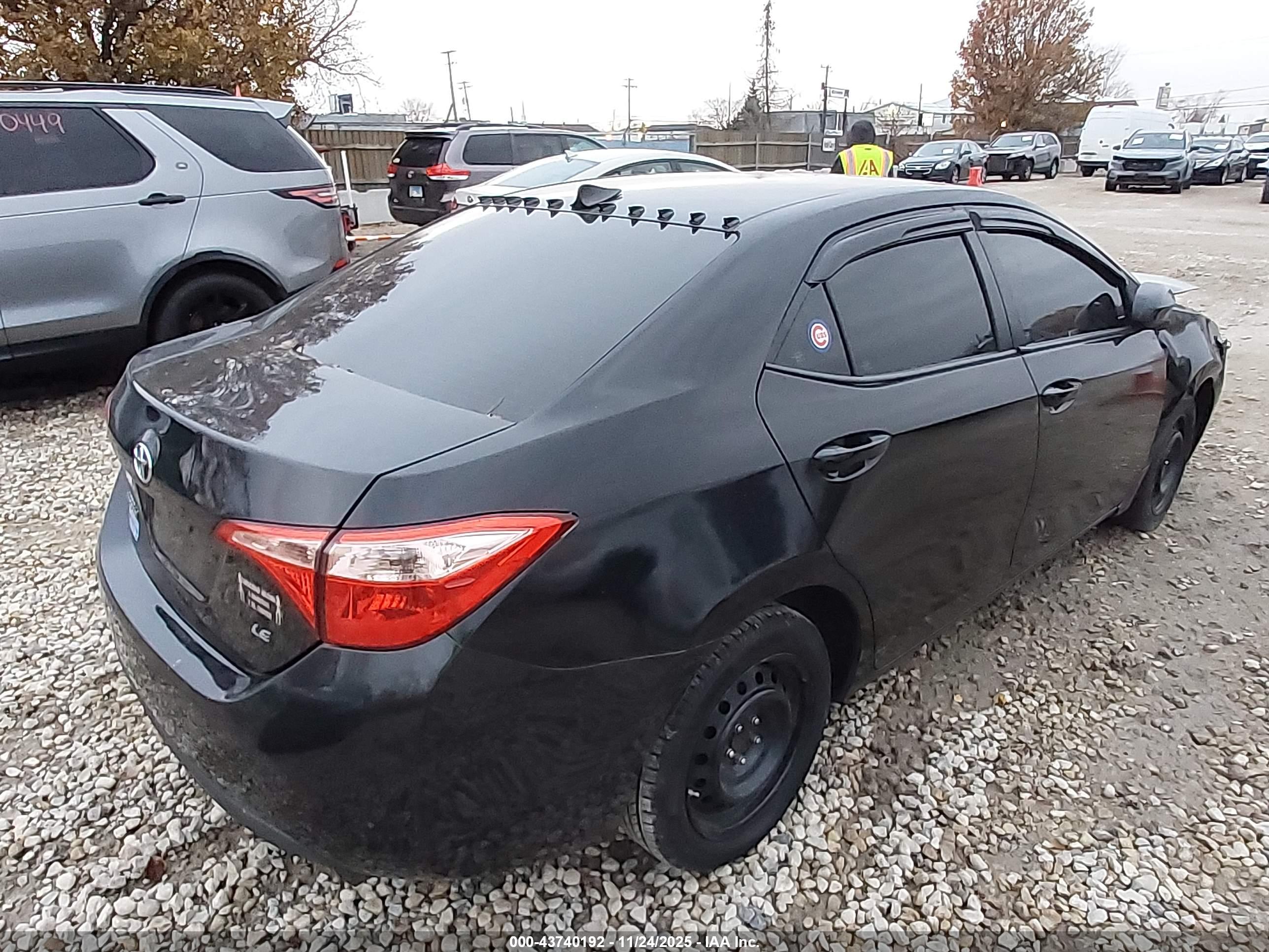 TOYOTA COROLLA image 4