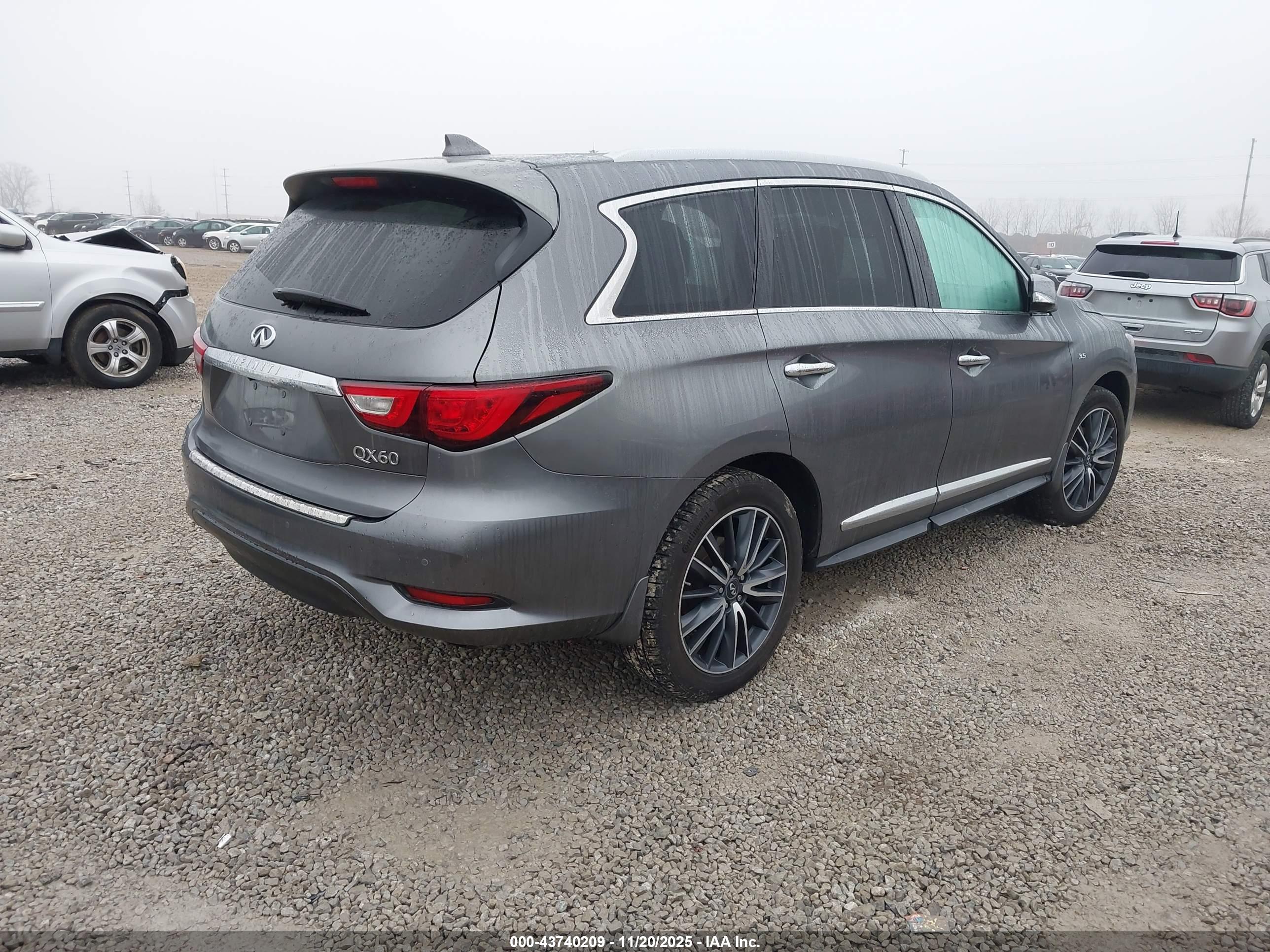 INFINITI QX60 image 4
