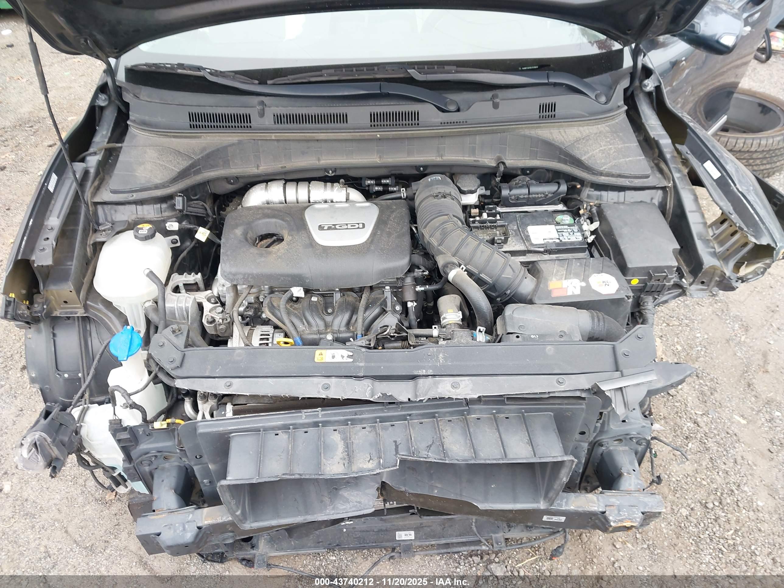 HYUNDAI KONA image 10