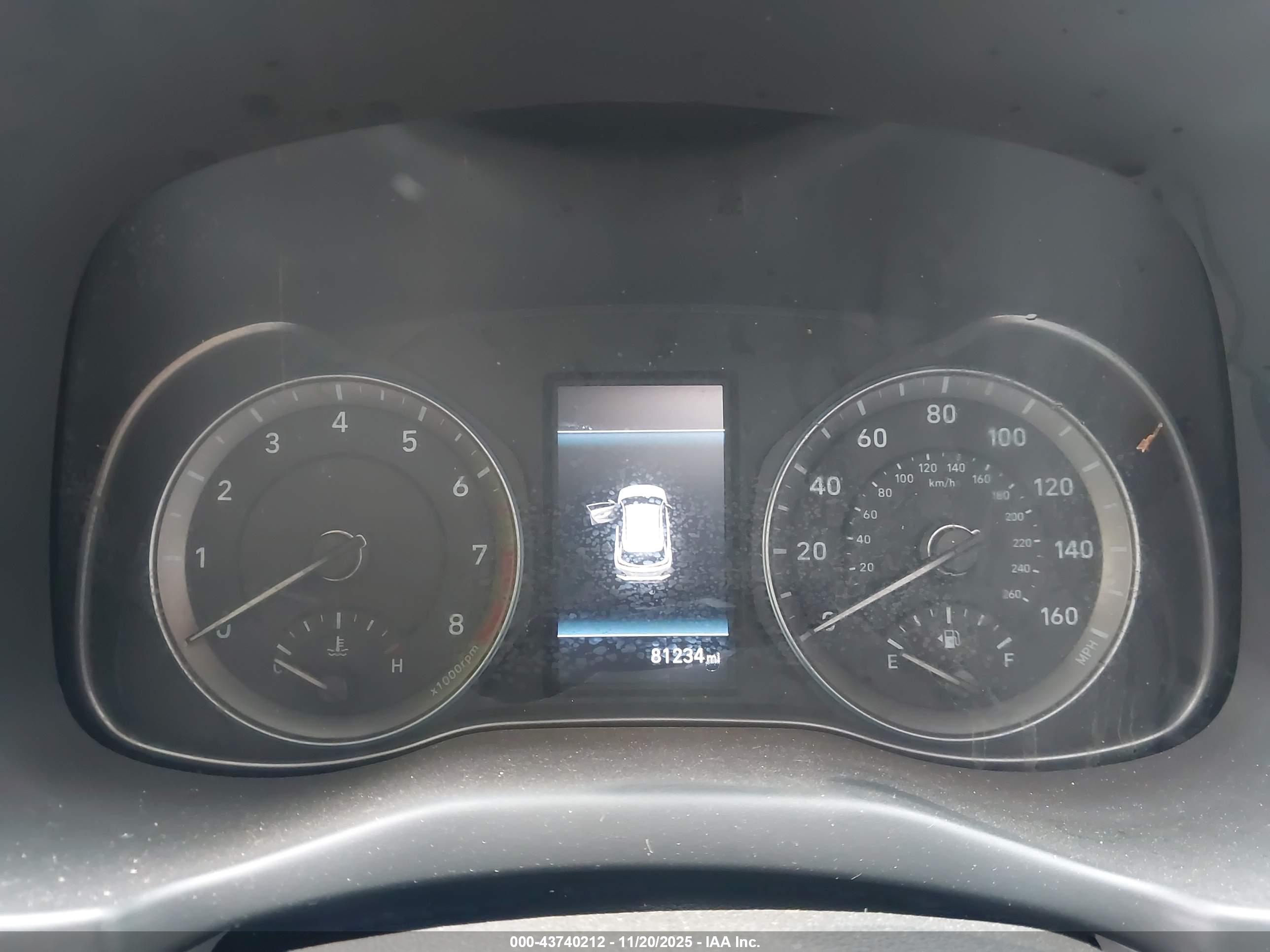 HYUNDAI KONA image 7