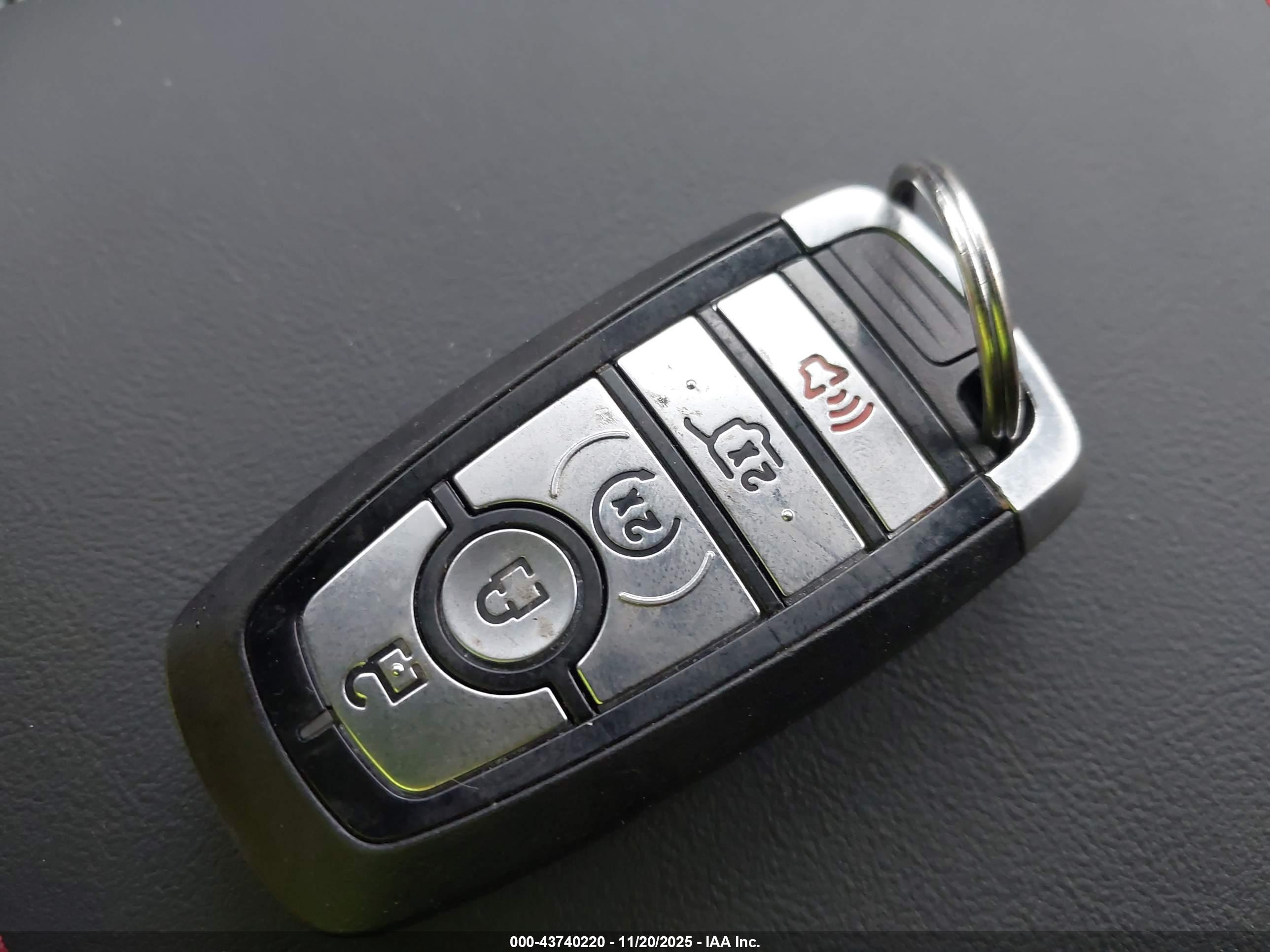 FORD EXPLORER image 11