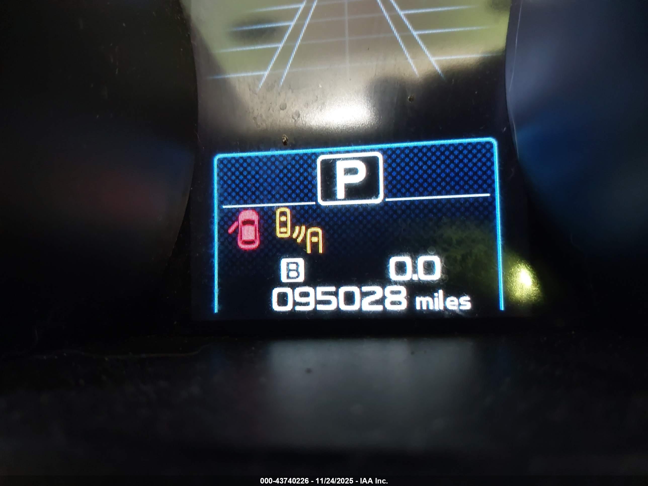 SUBARU OUTBACK image 7