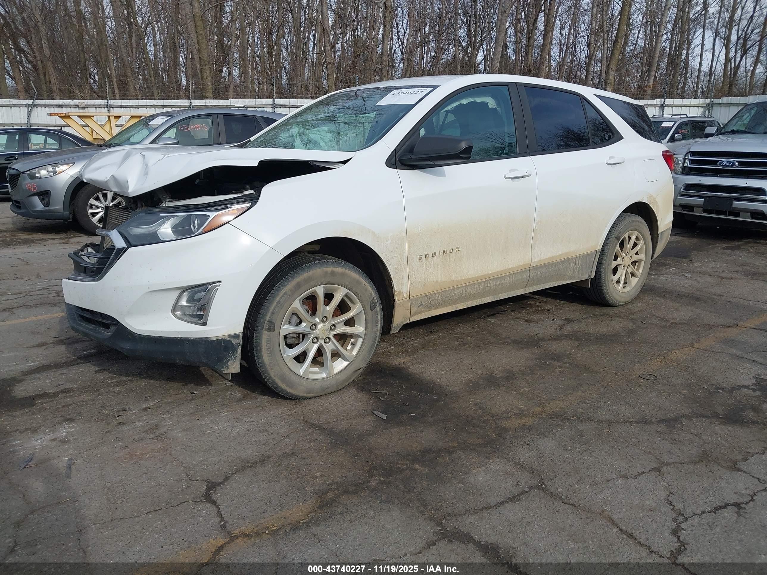 CHEVROLET EQUINOX image 2