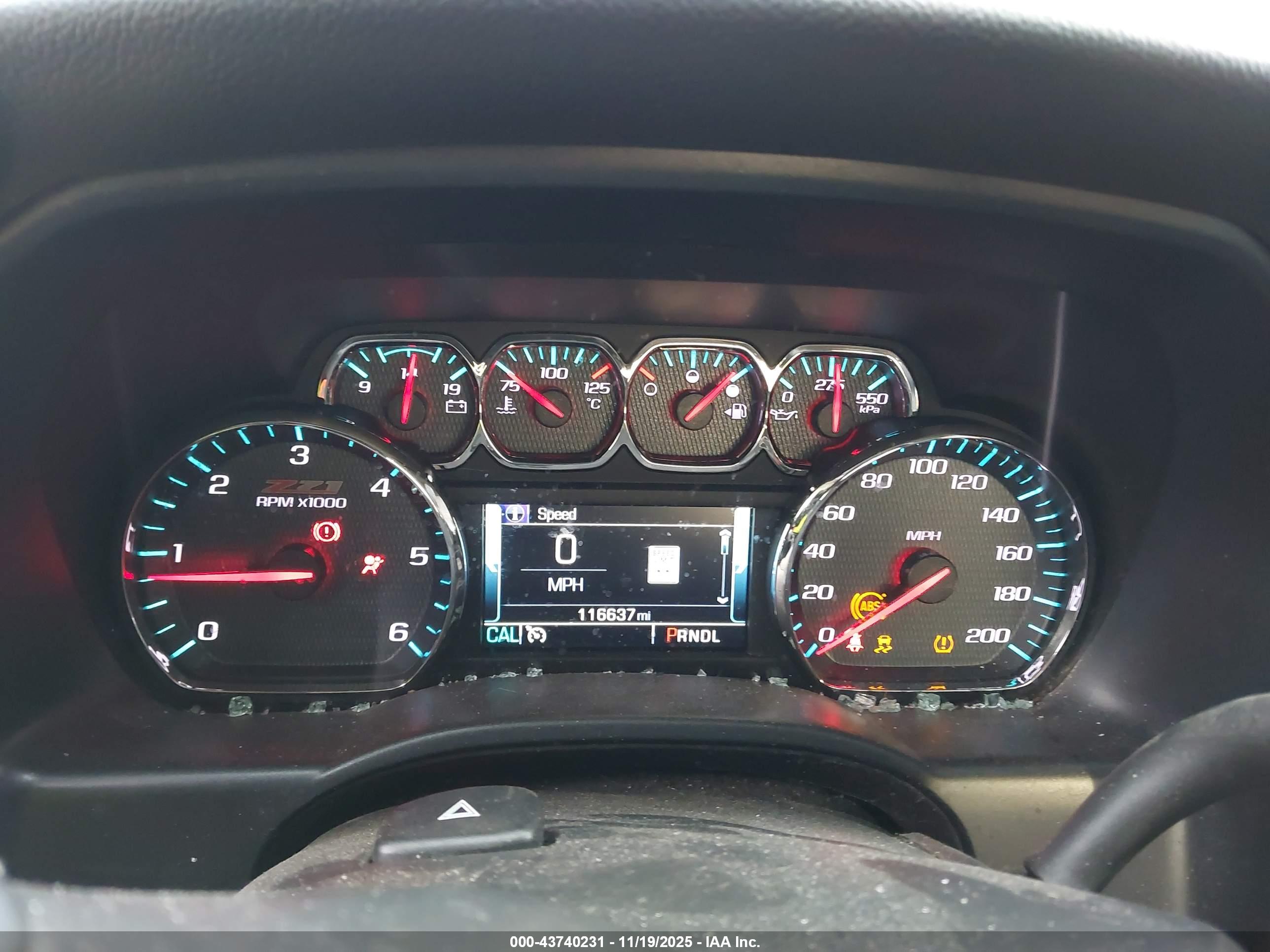 CHEVROLET SILVERADO image 7