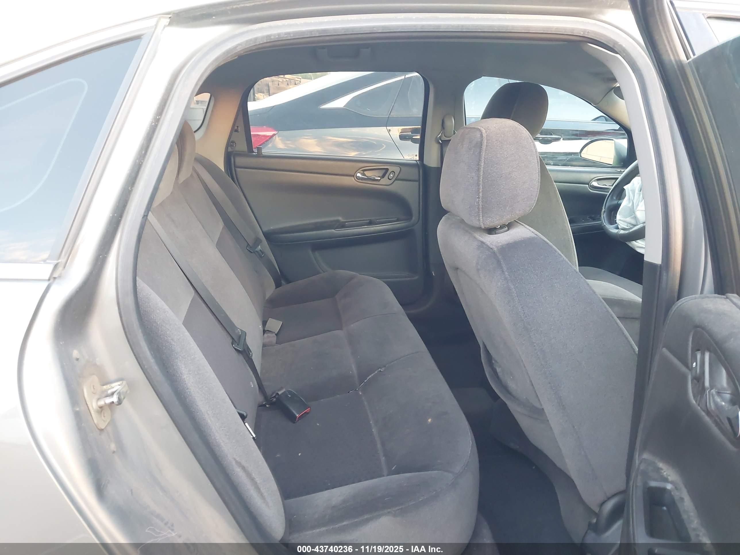 CHEVROLET IMPALA image 8