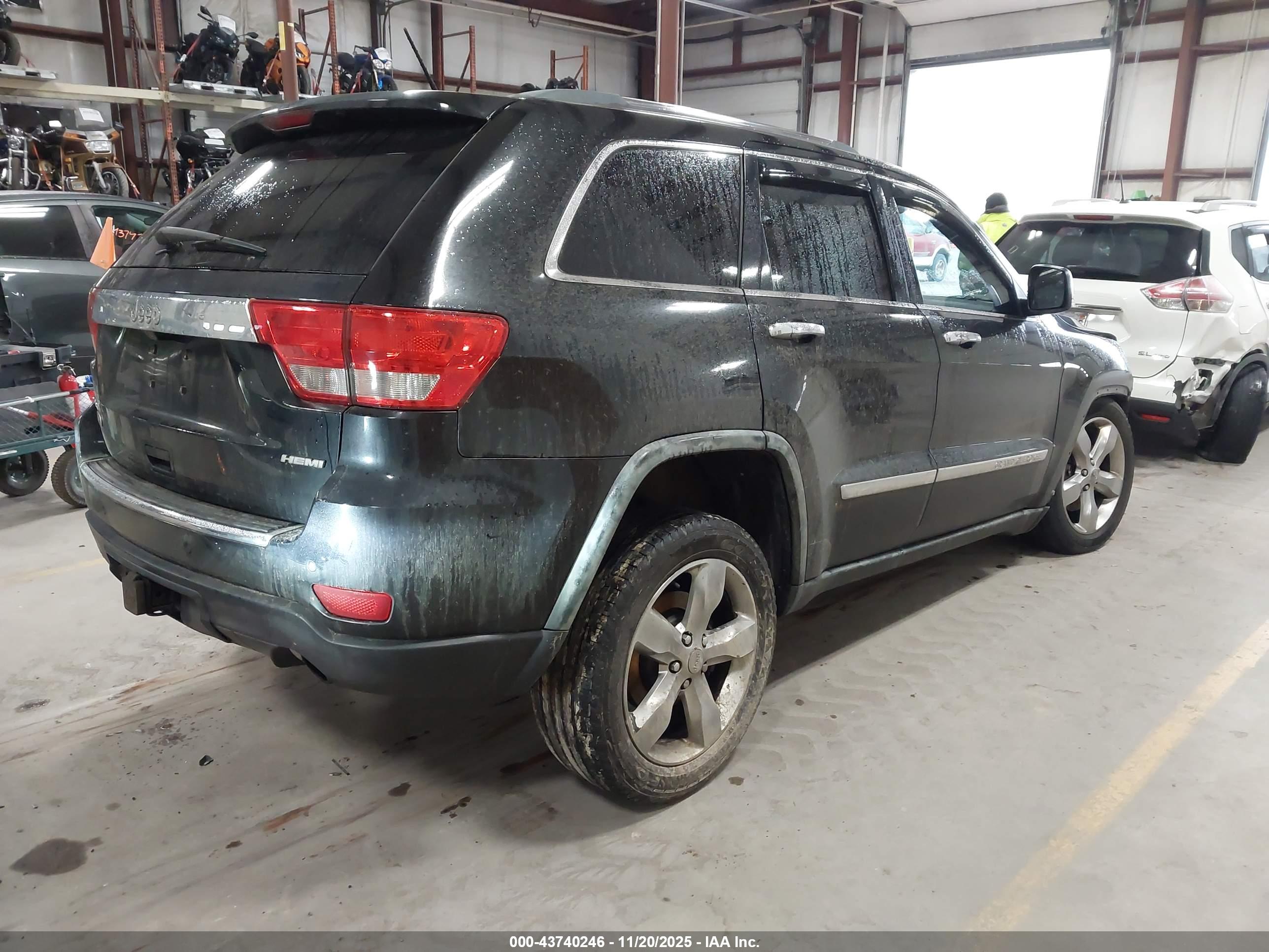 JEEP GRAND image 4