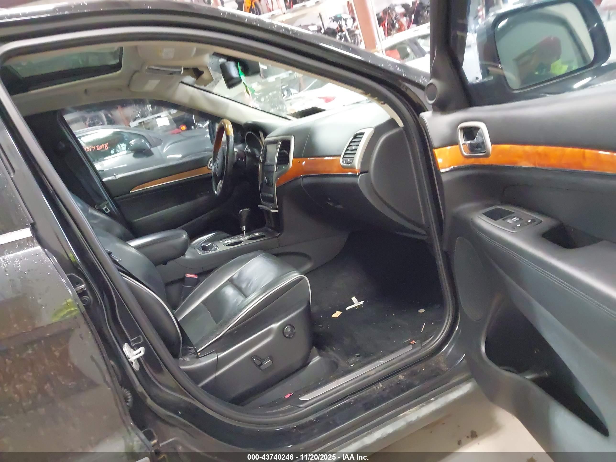 JEEP GRAND image 5