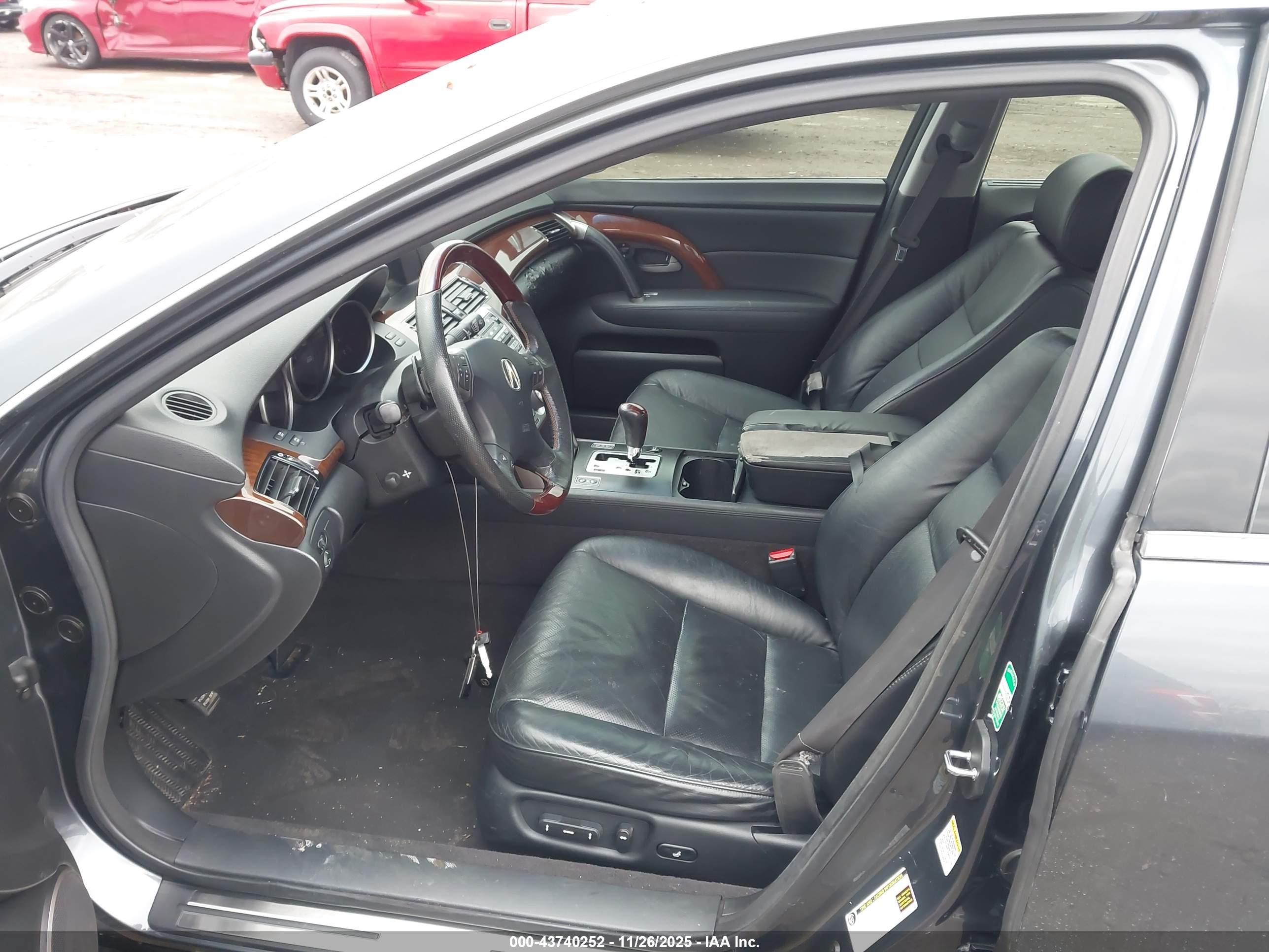 ACURA RL image 5