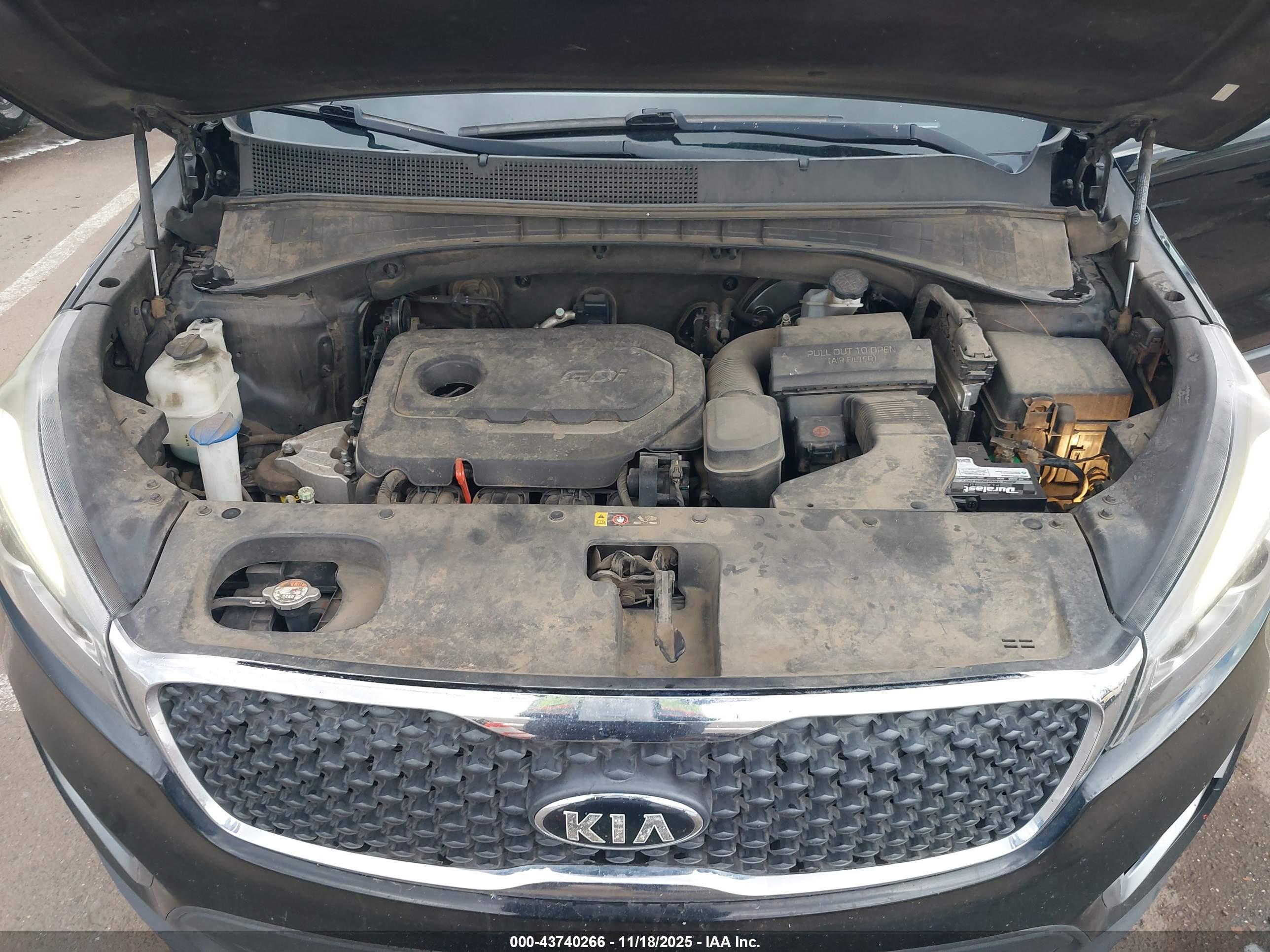 KIA SORENTO image 10
