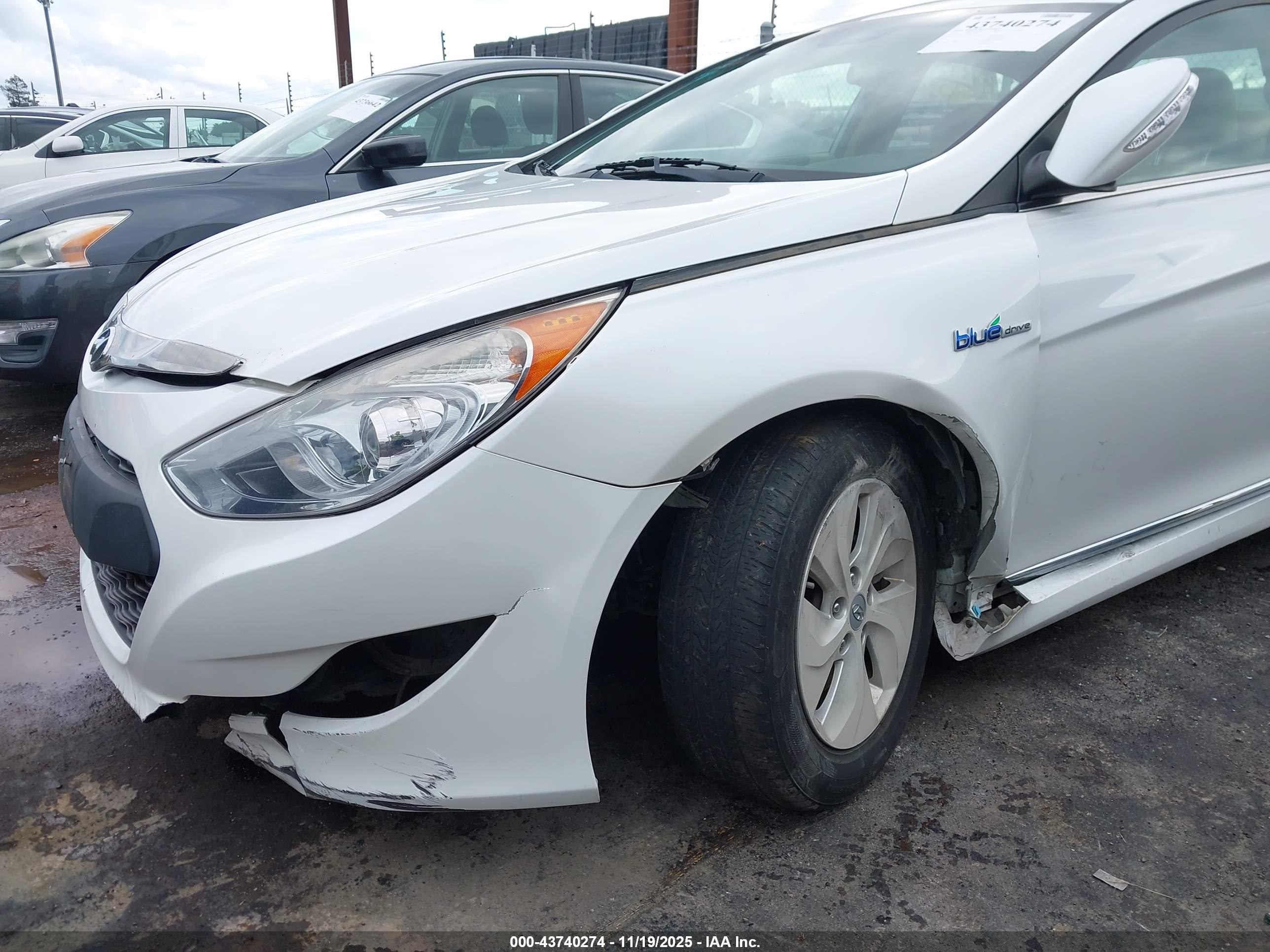 HYUNDAI SONATA image 6