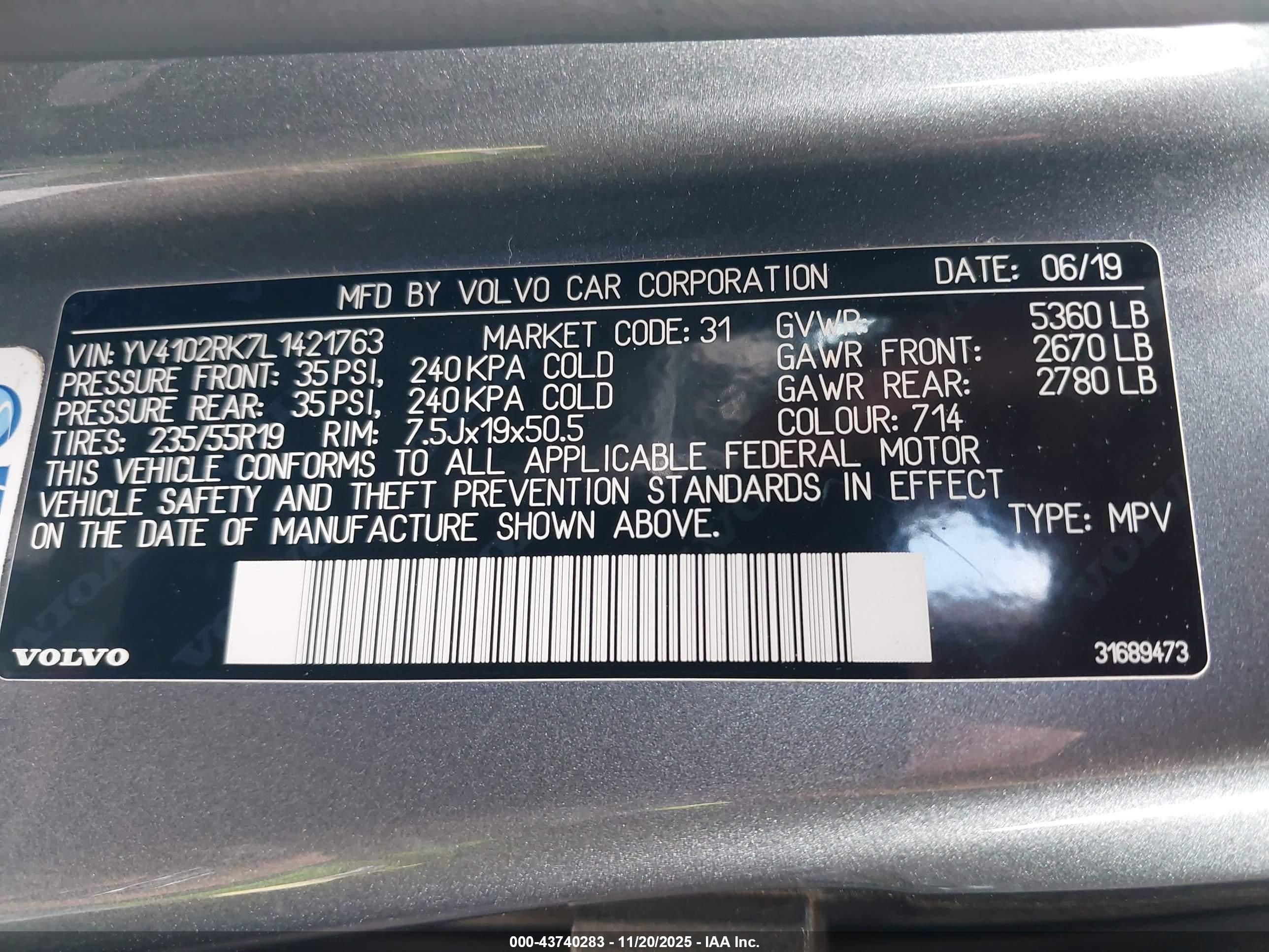 VOLVO XC60 image 9