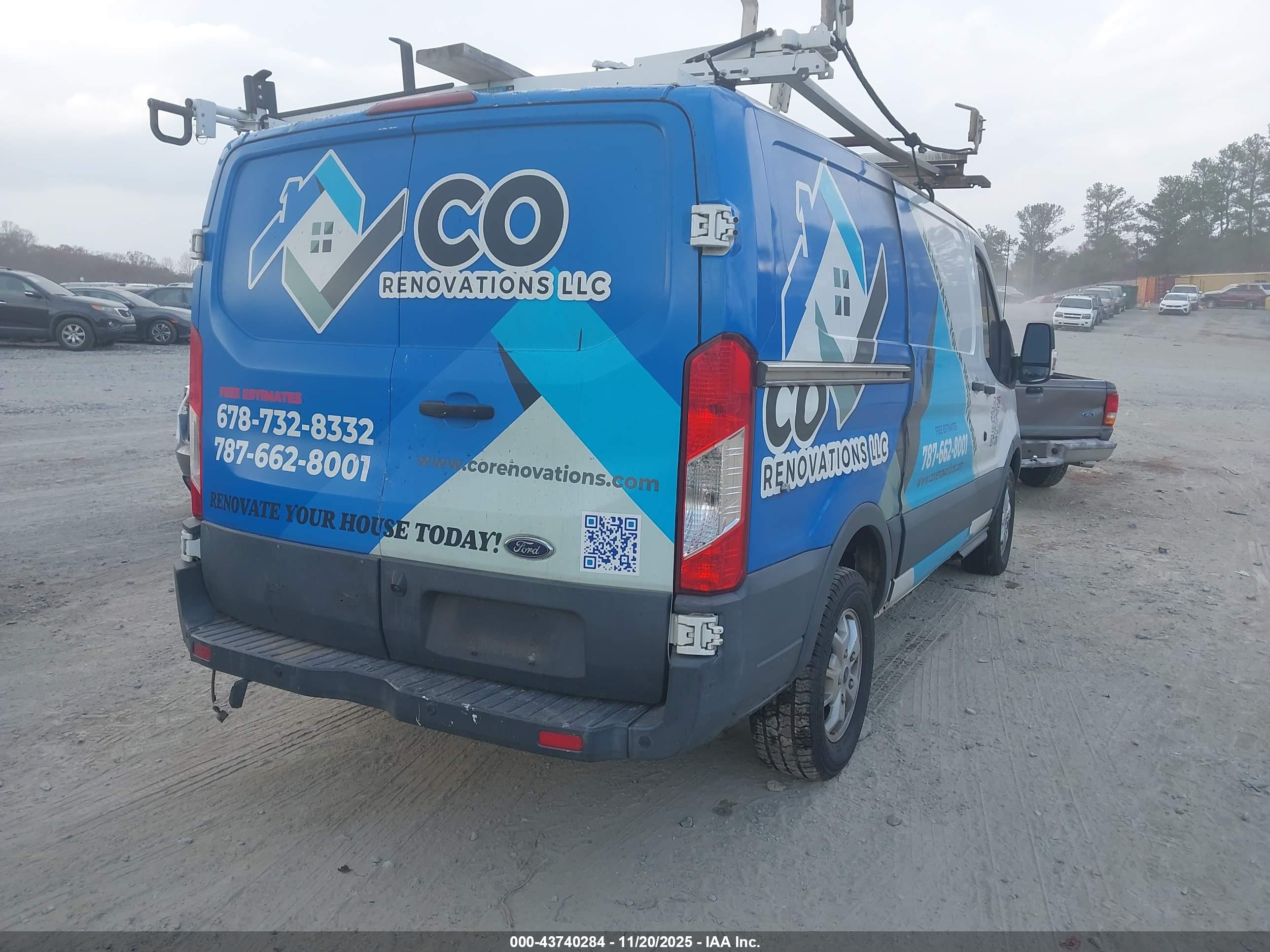 FORD TRANSIT-250 image 4