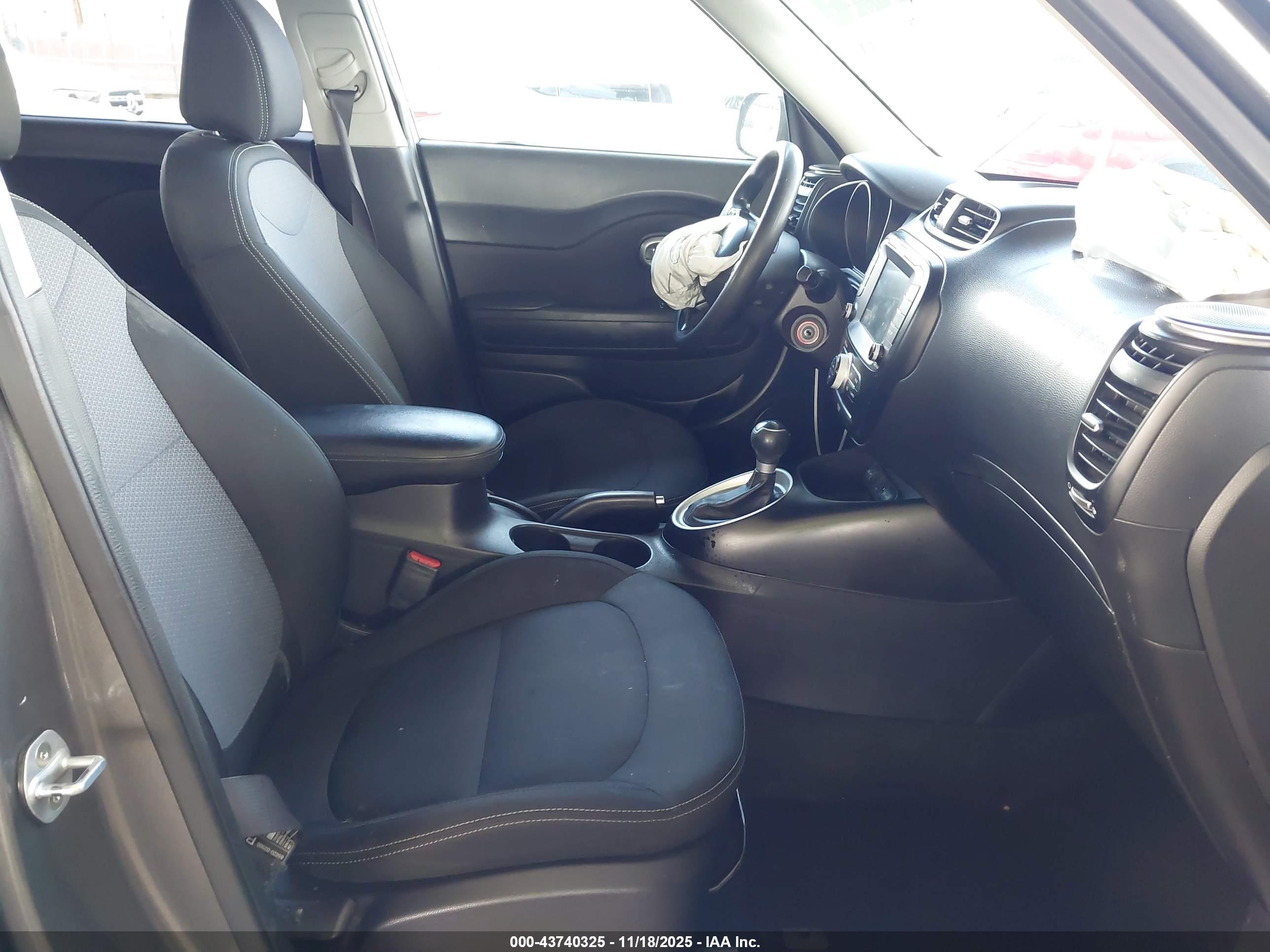 KIA SOUL image 5
