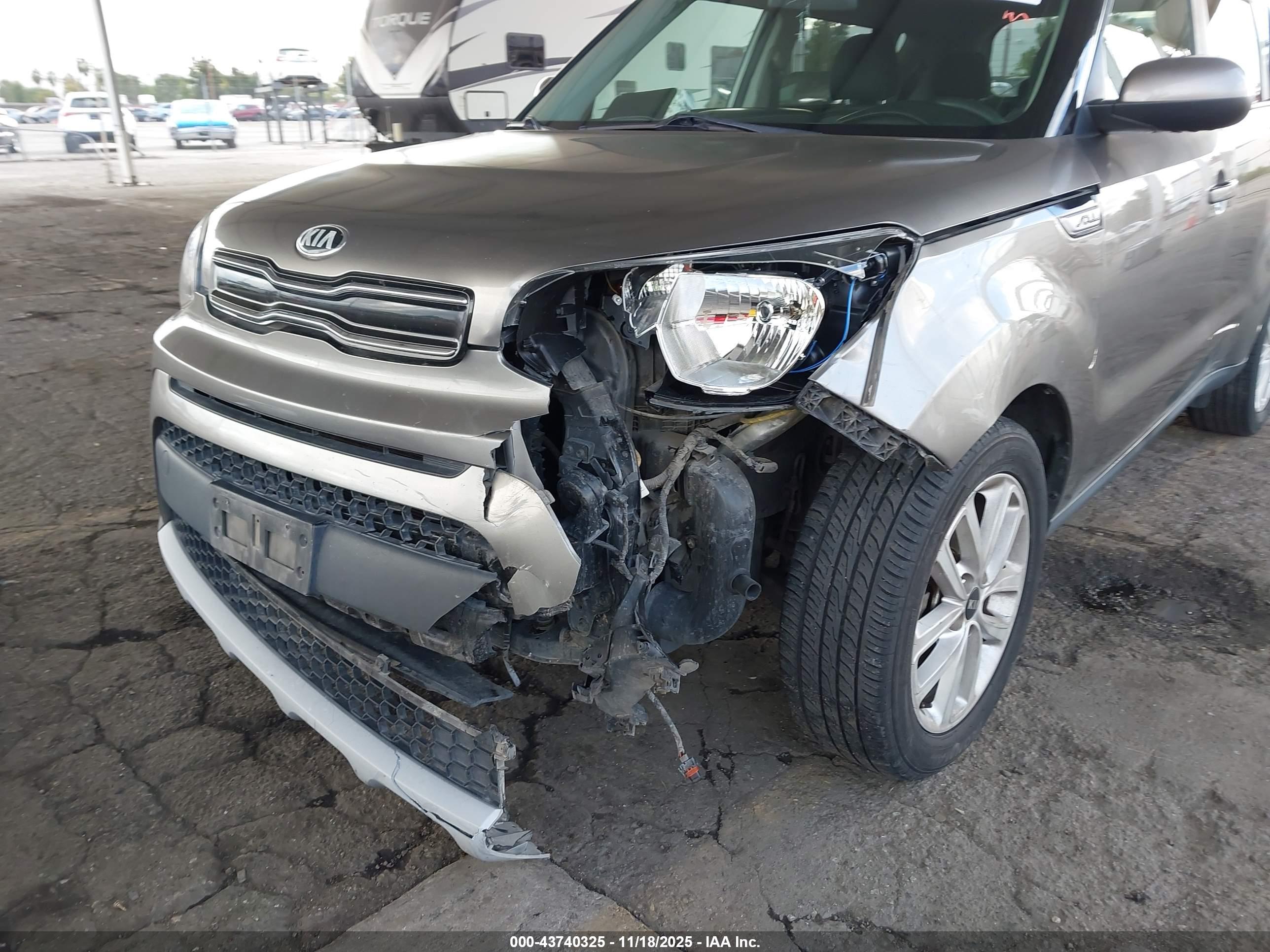 KIA SOUL image 6
