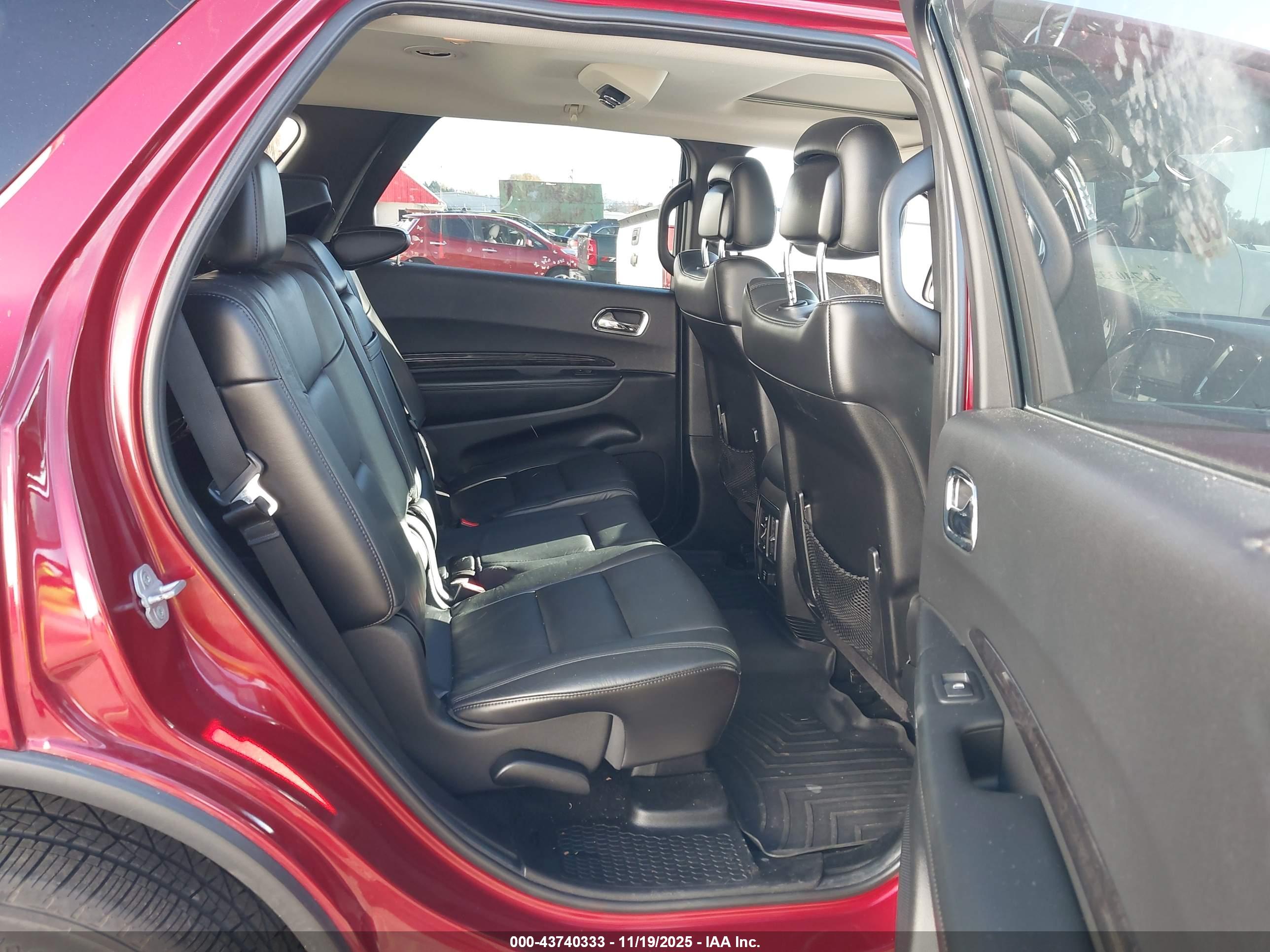 DODGE DURANGO image 8
