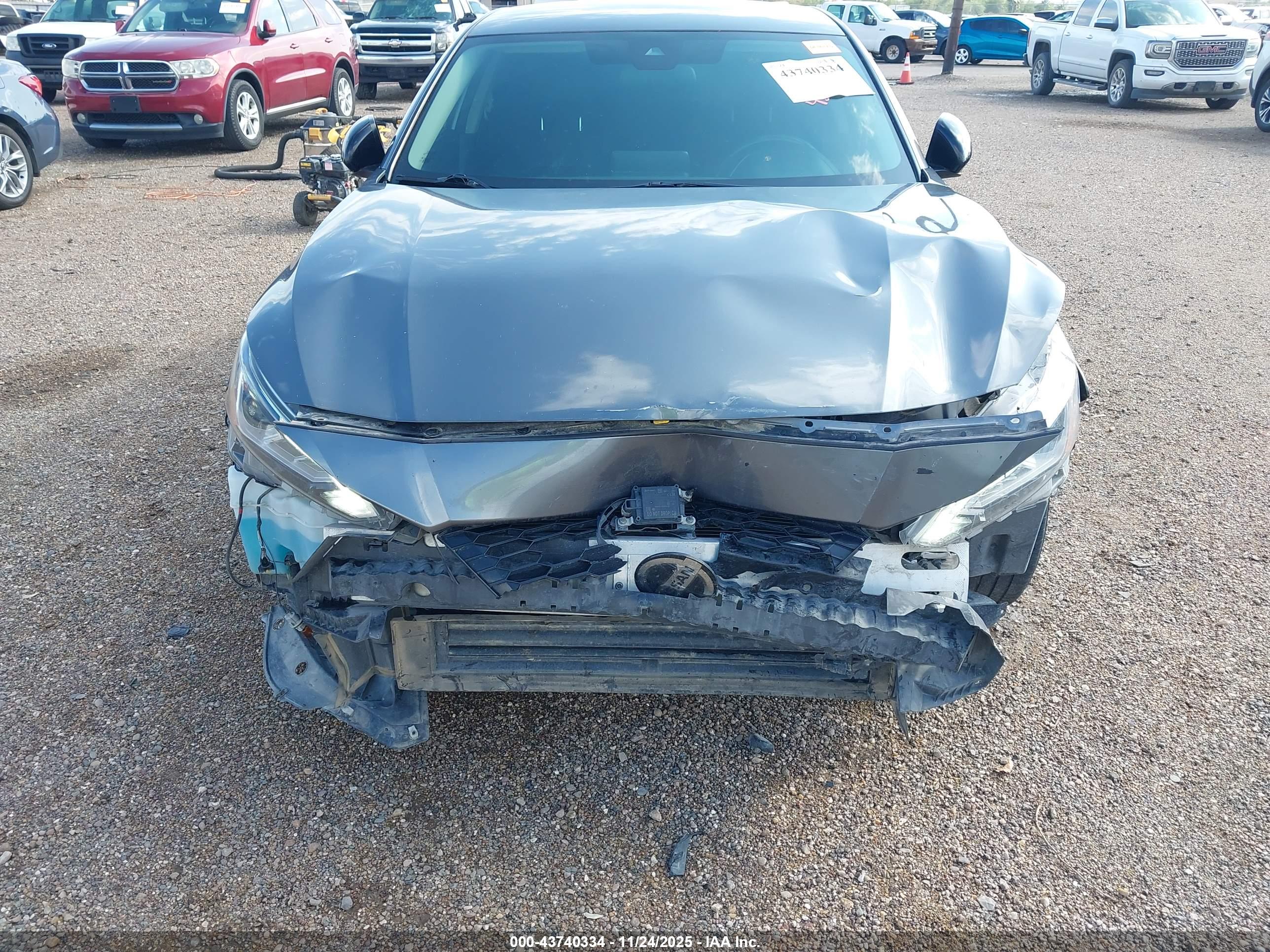 NISSAN ALTIMA image 6