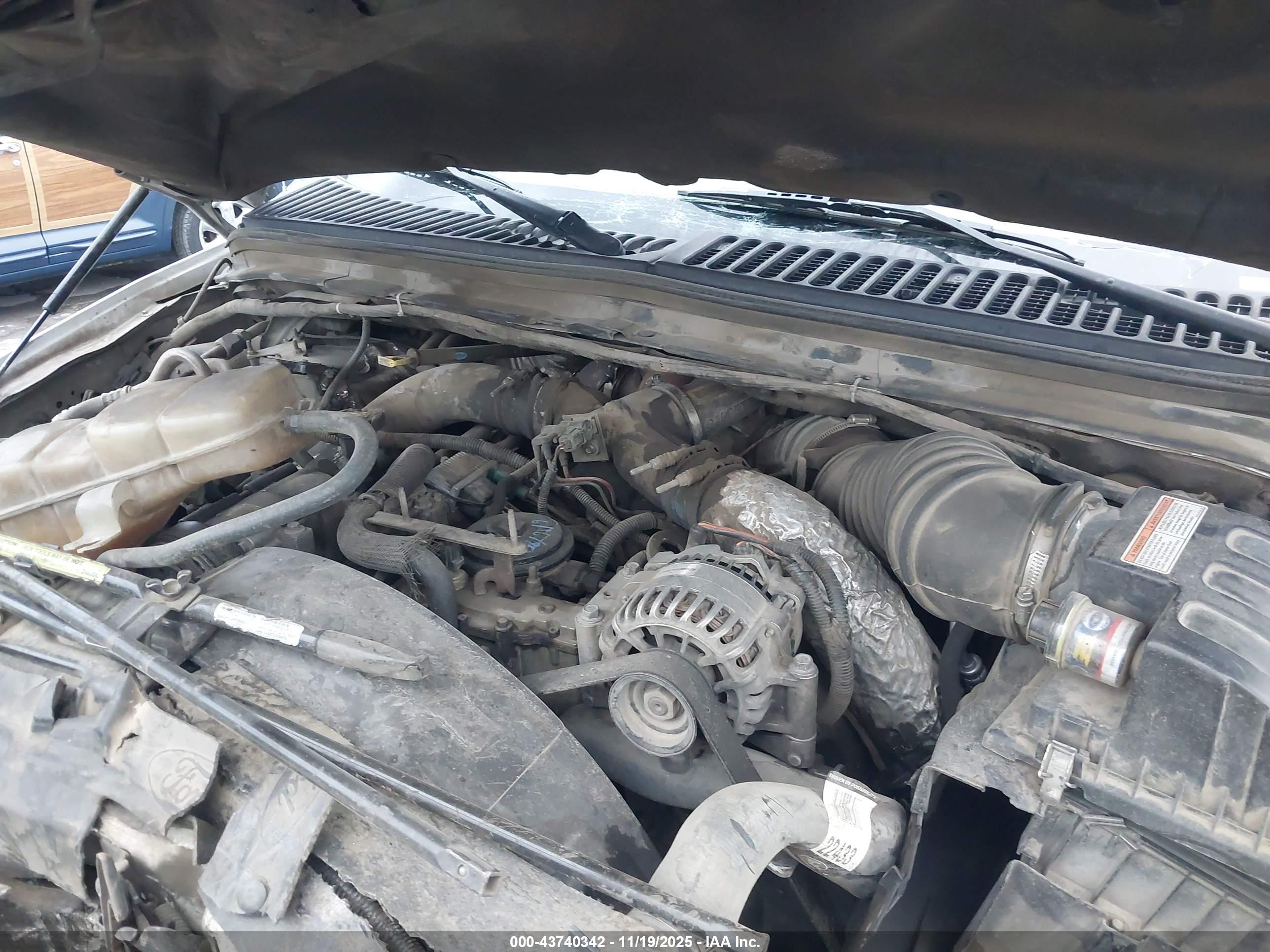FORD F-250 image 10