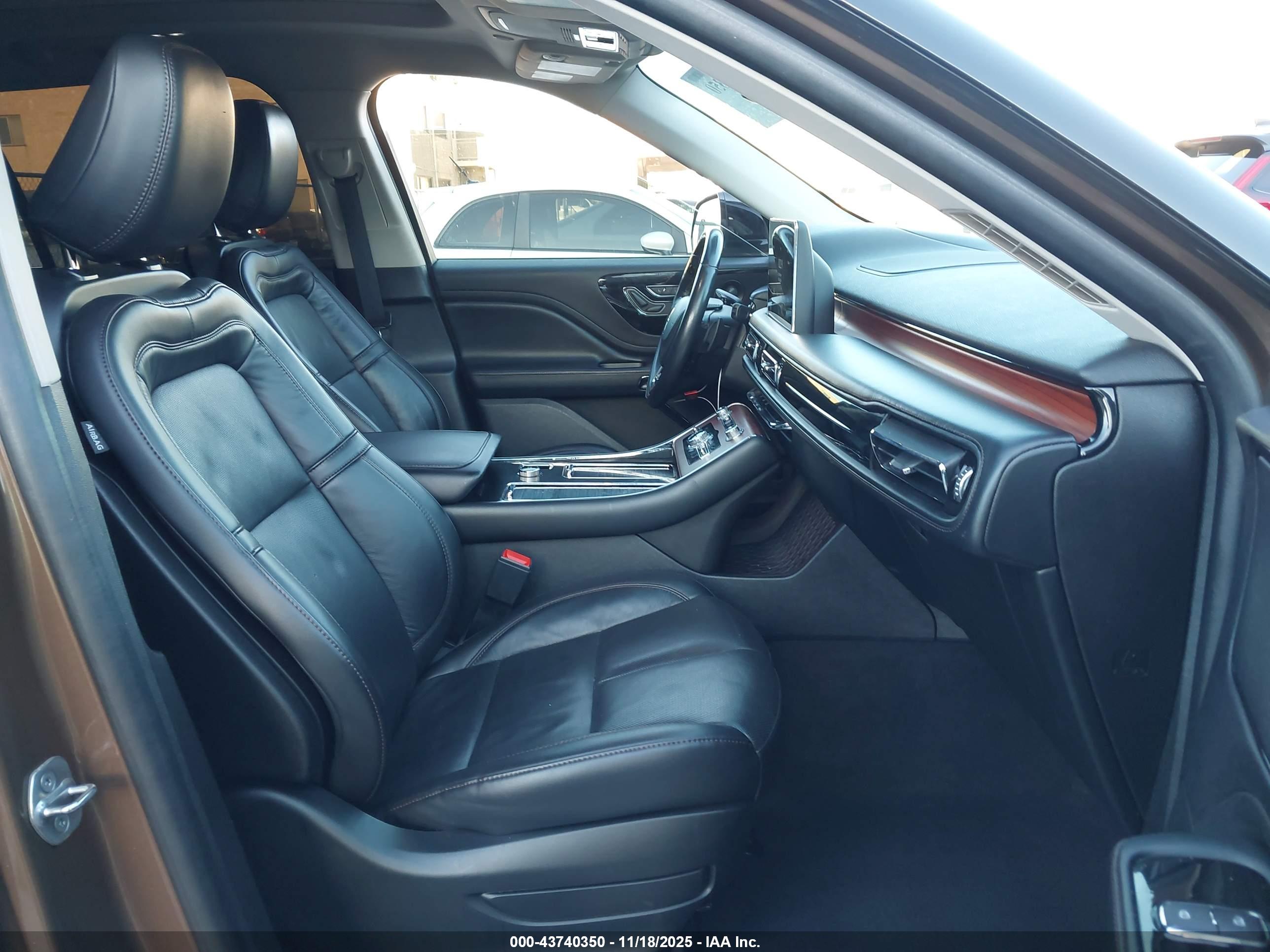 LINCOLN AVIATOR image 5