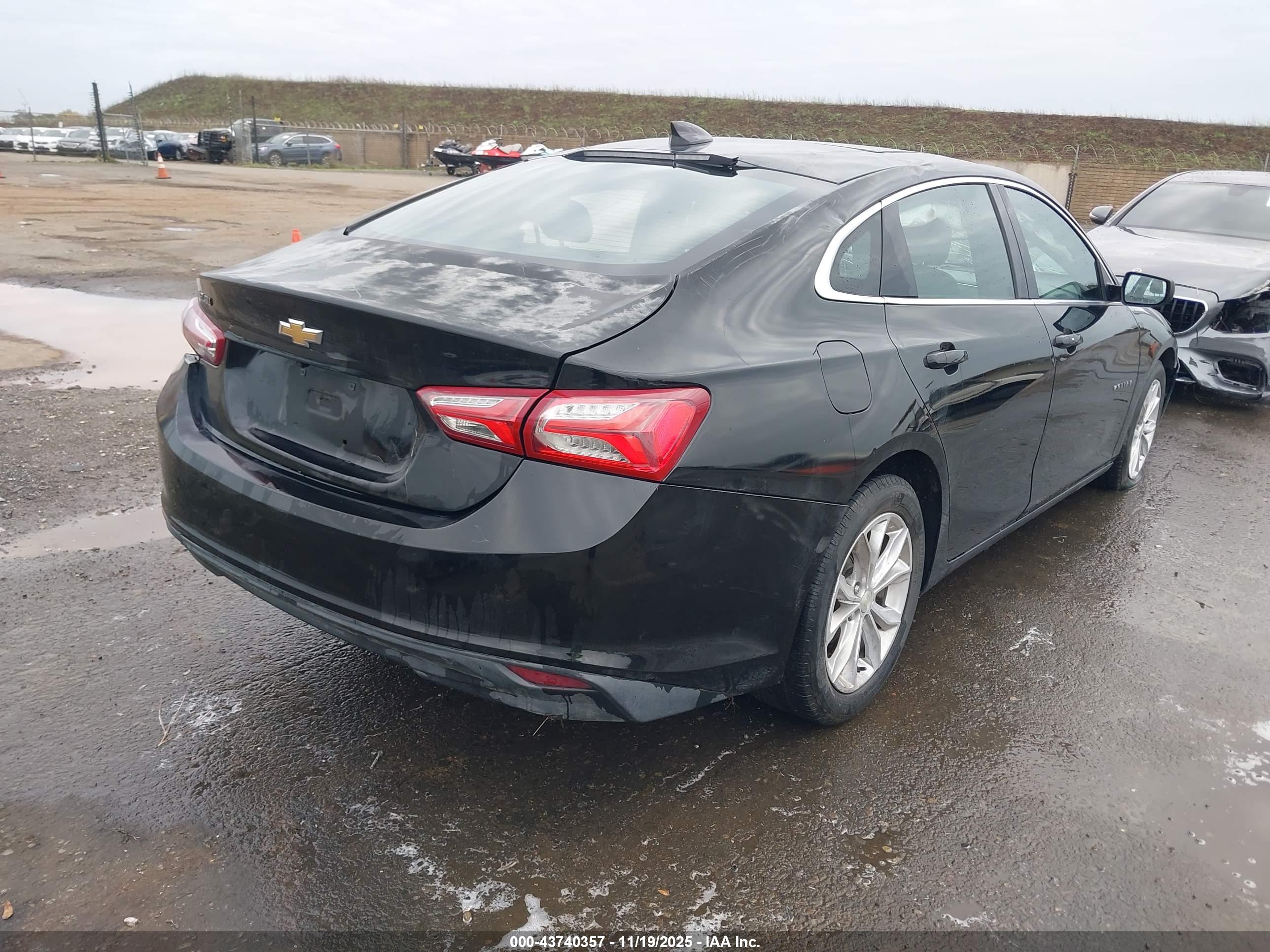 CHEVROLET MALIBU image 4