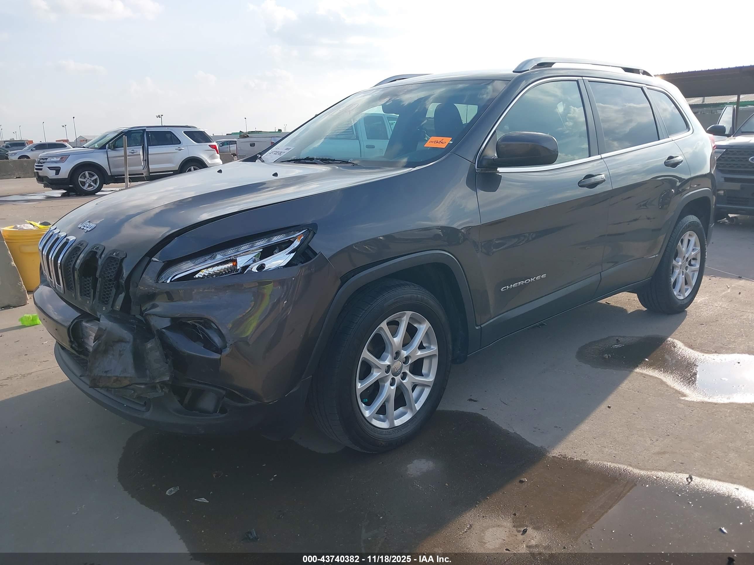 JEEP CHEROKEE image 2