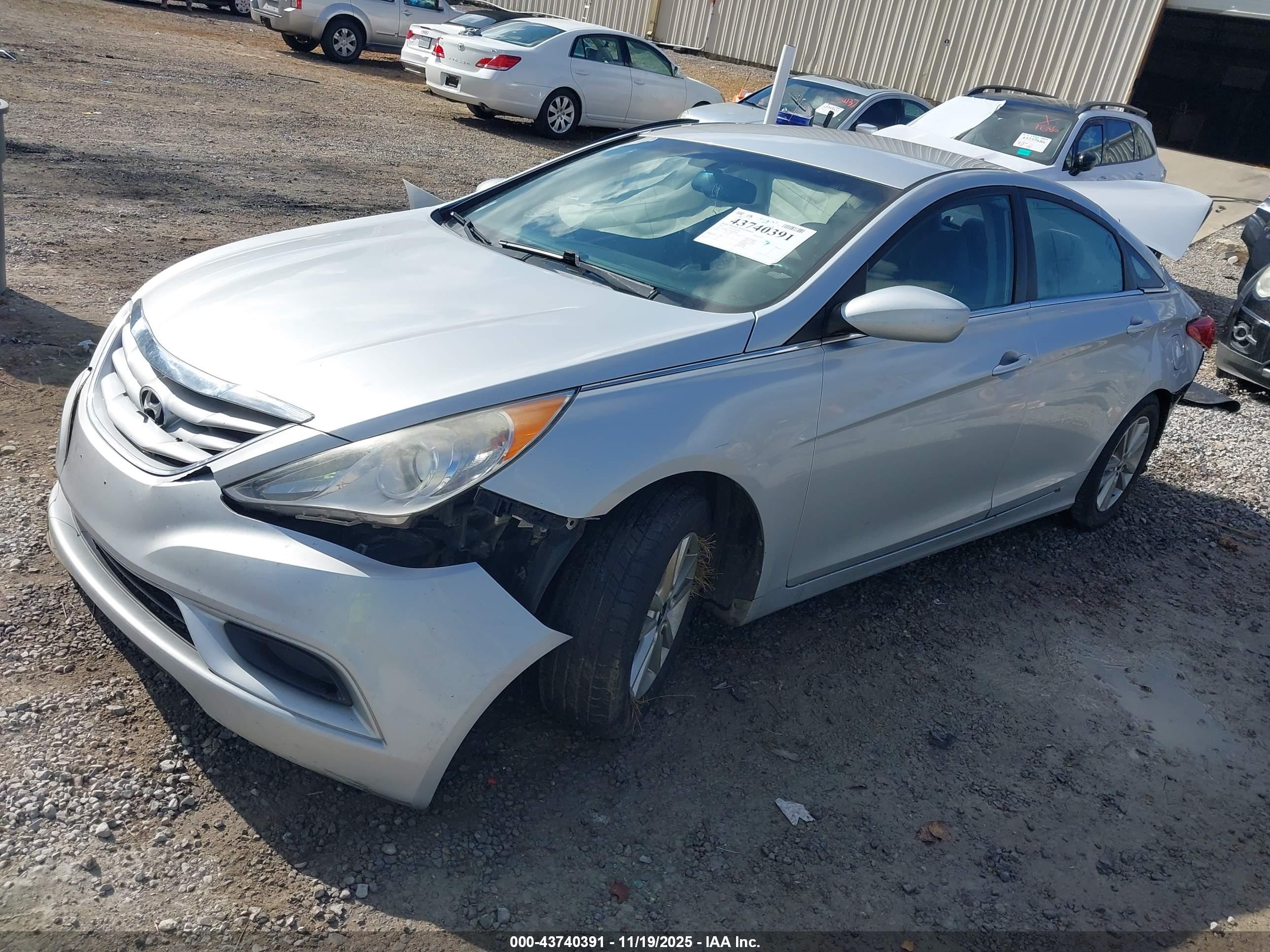 HYUNDAI SONATA image 2