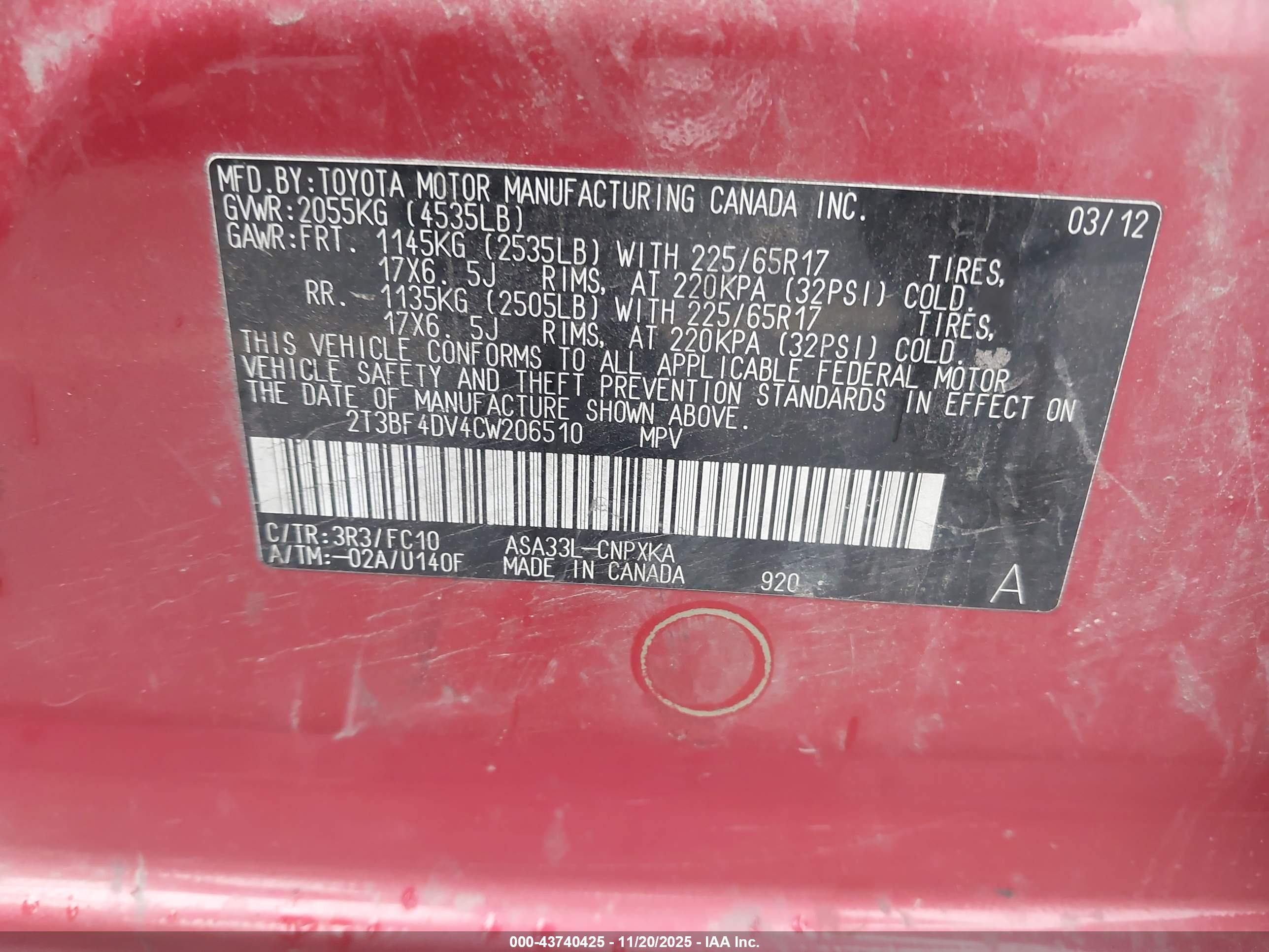 TOYOTA RAV4 image 9