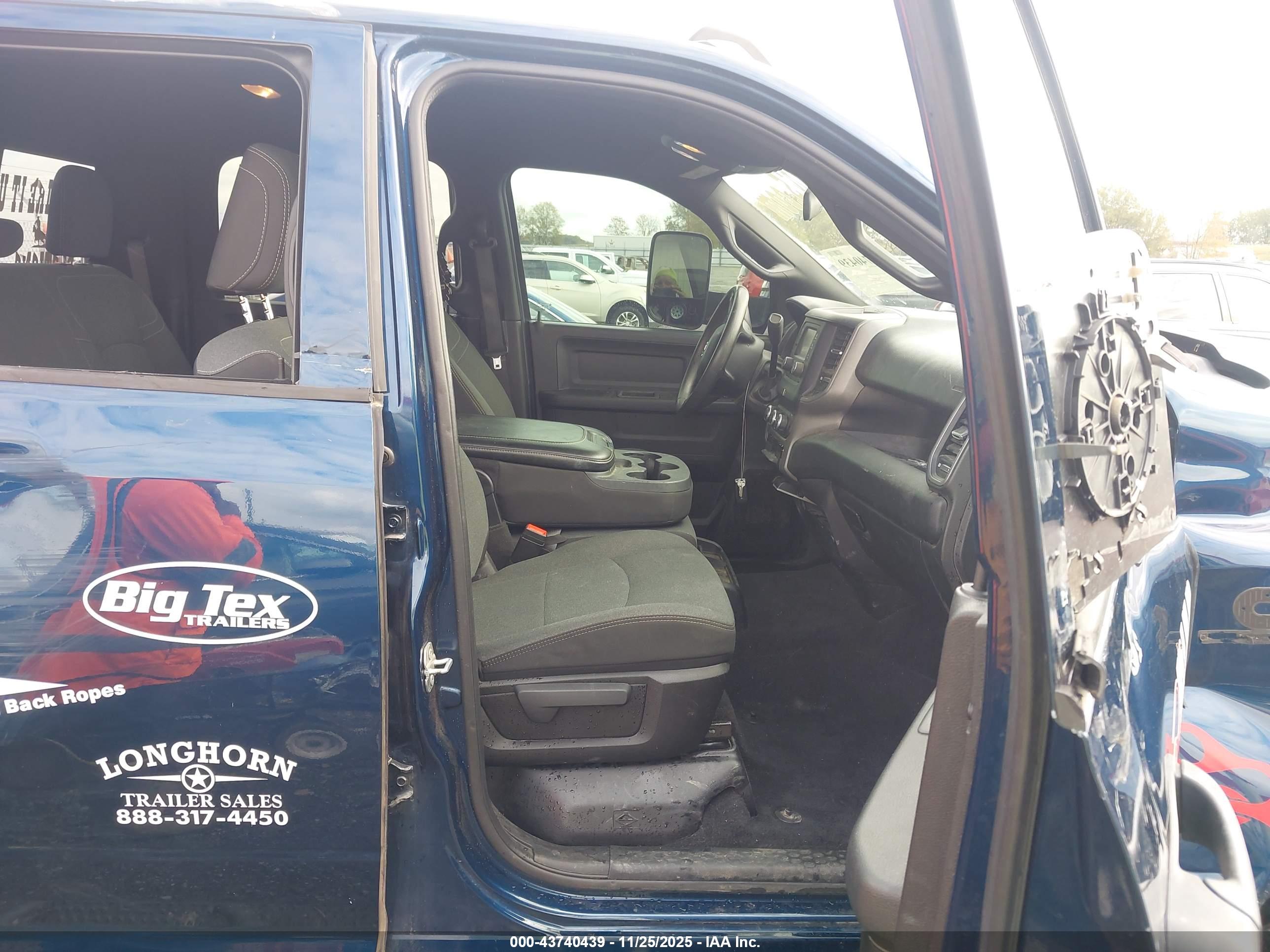 RAM 3500 image 5
