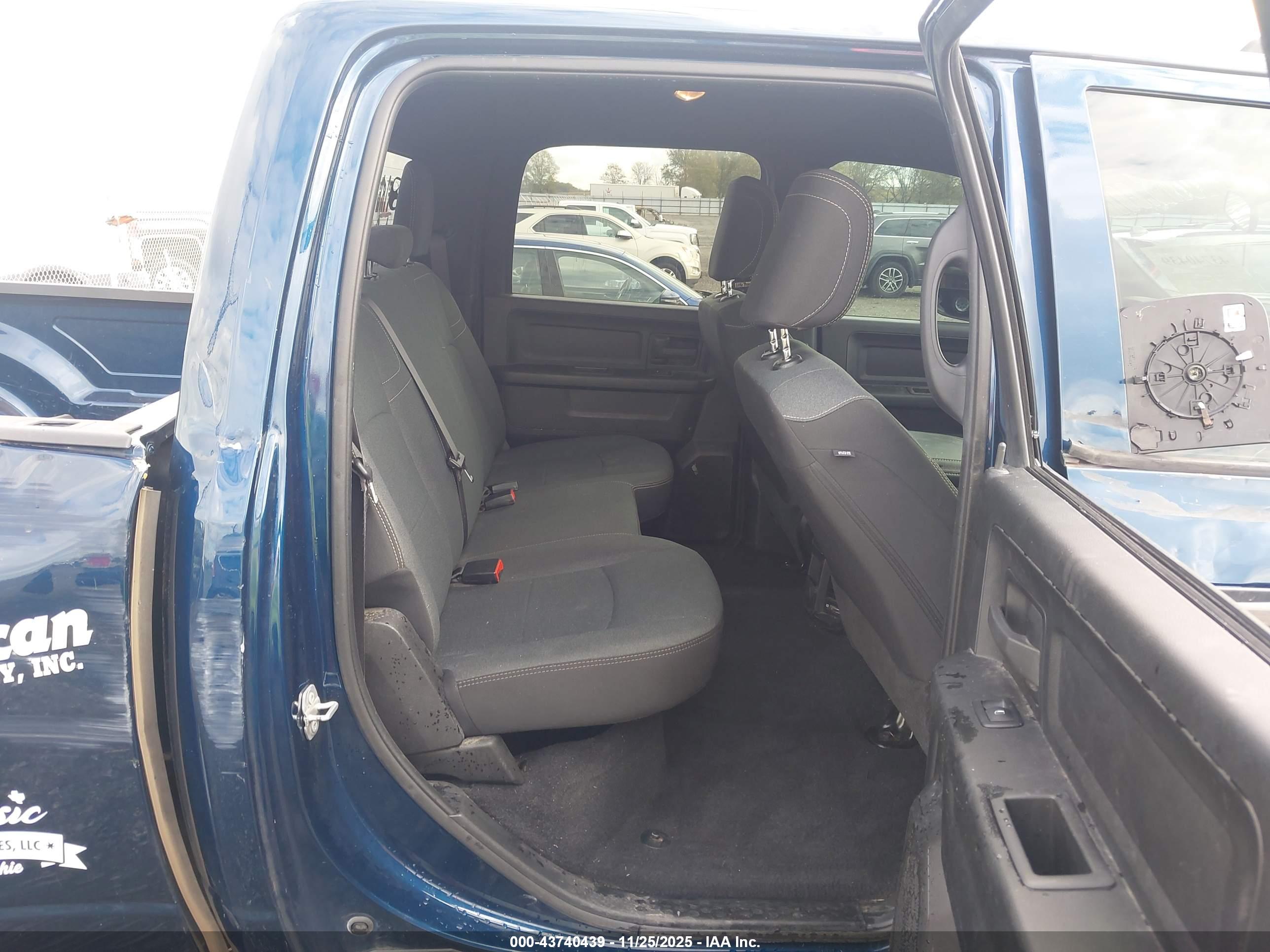 RAM 3500 image 7