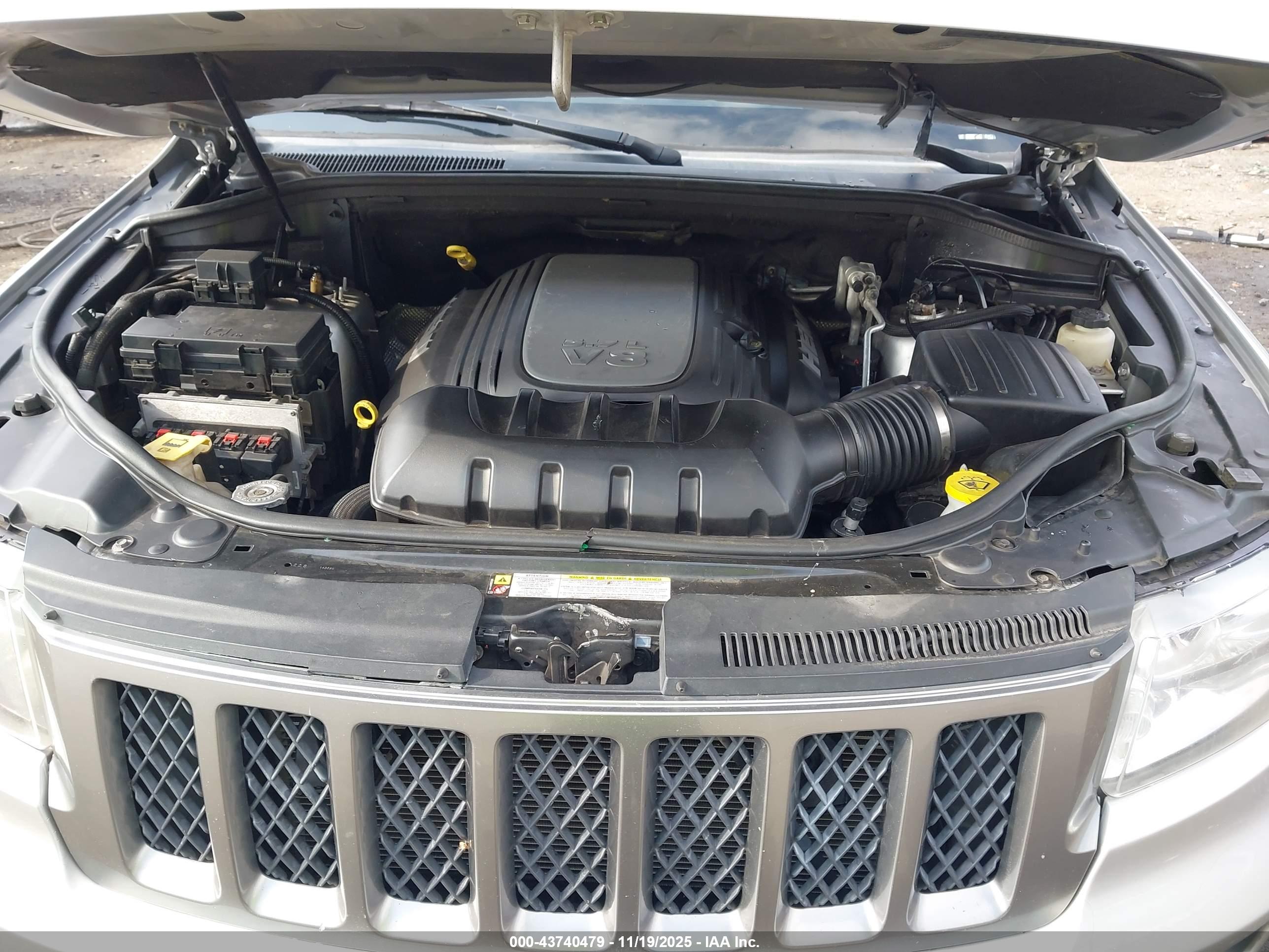 JEEP GRAND image 10