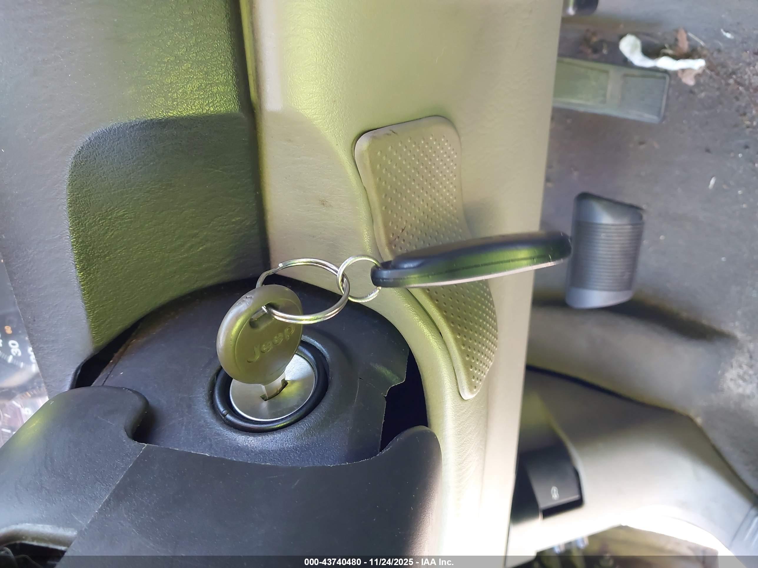 JEEP GRAND image 11