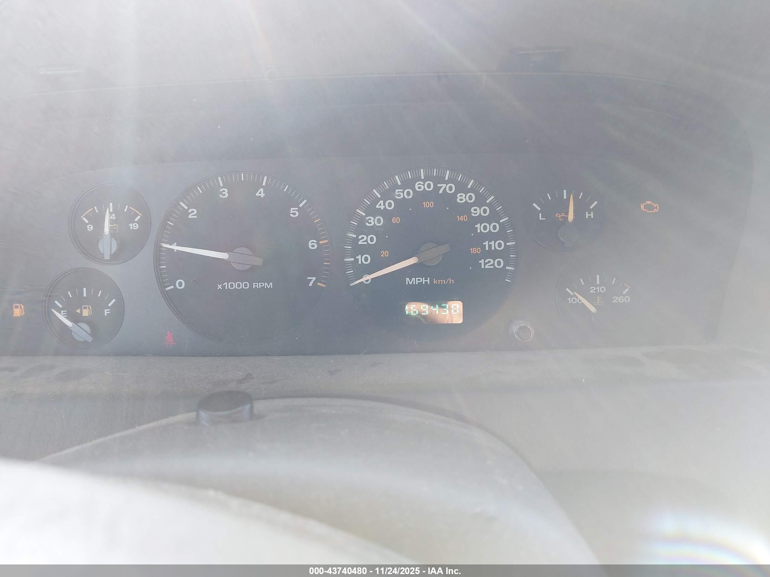 JEEP GRAND image 7