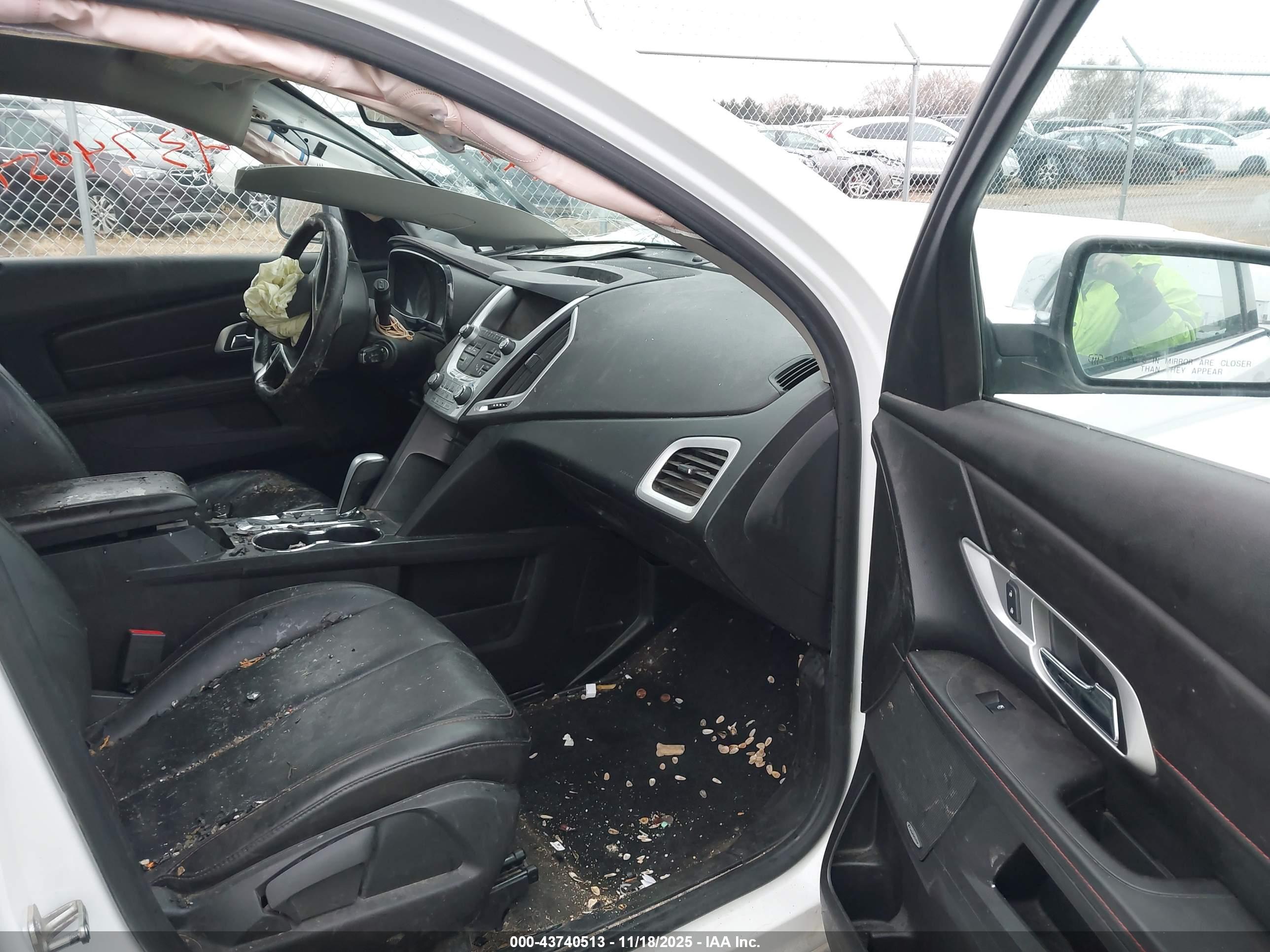 GMC TERRAIN image 5