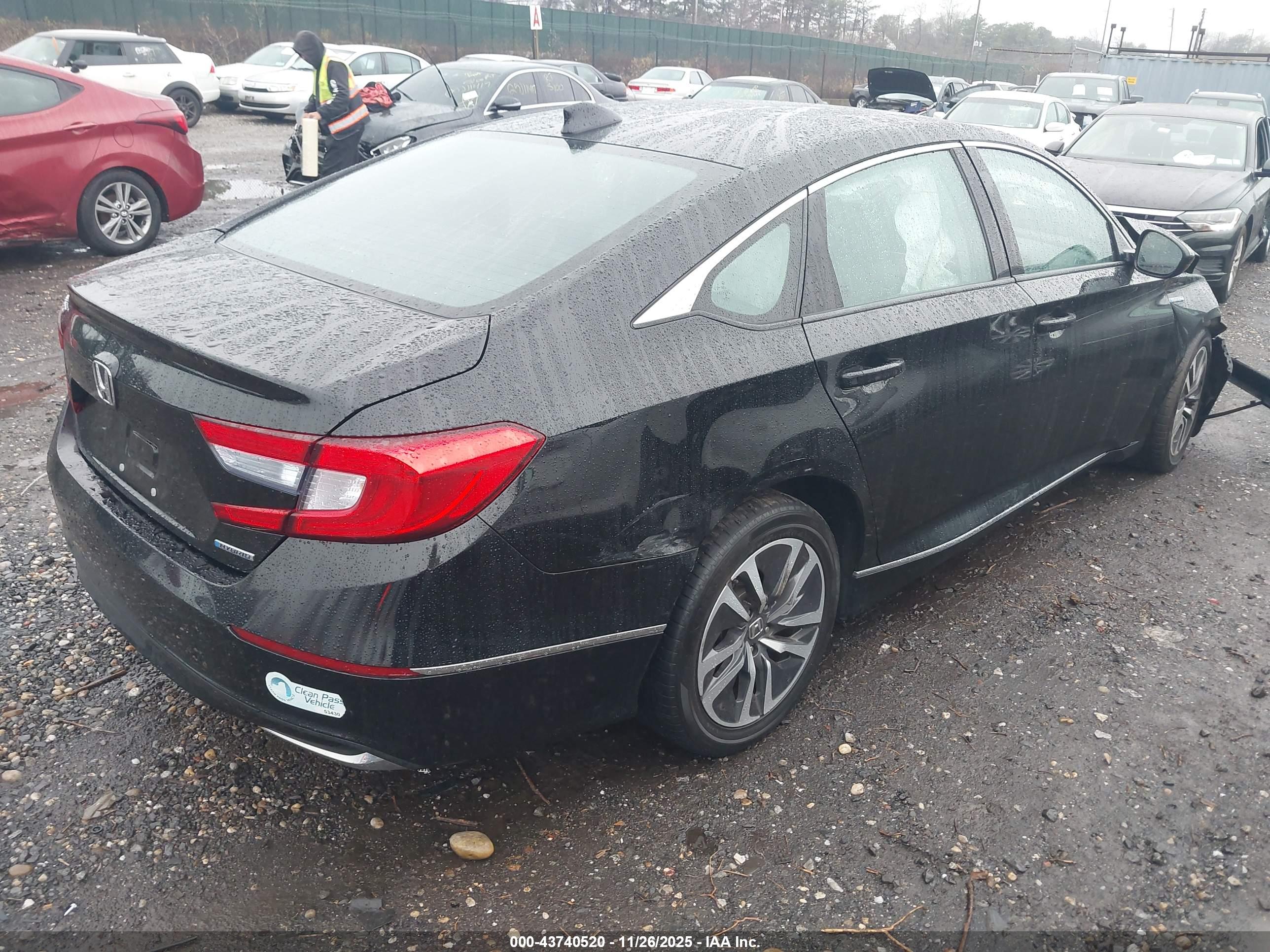 HONDA ACCORD image 4