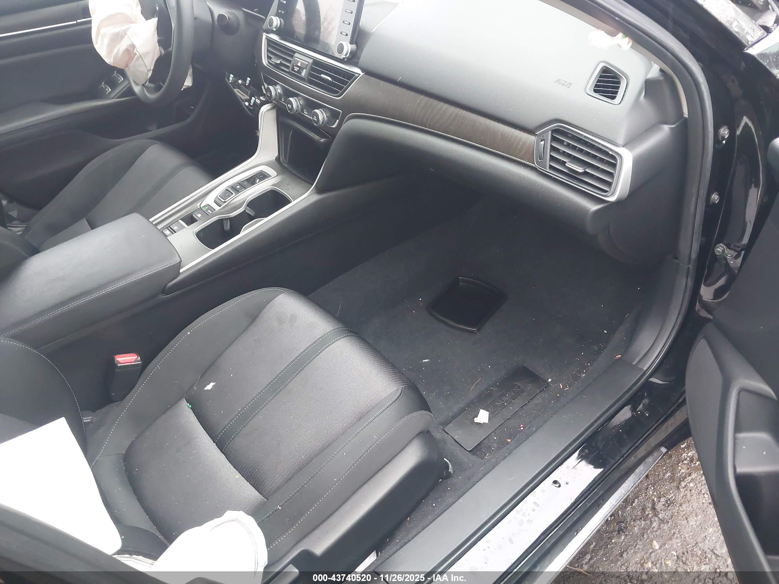 HONDA ACCORD image 5