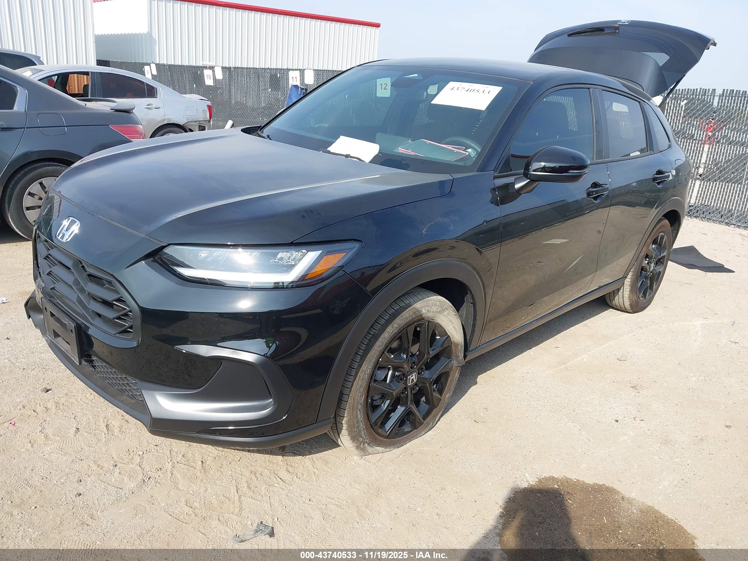 HONDA HR-V image 2