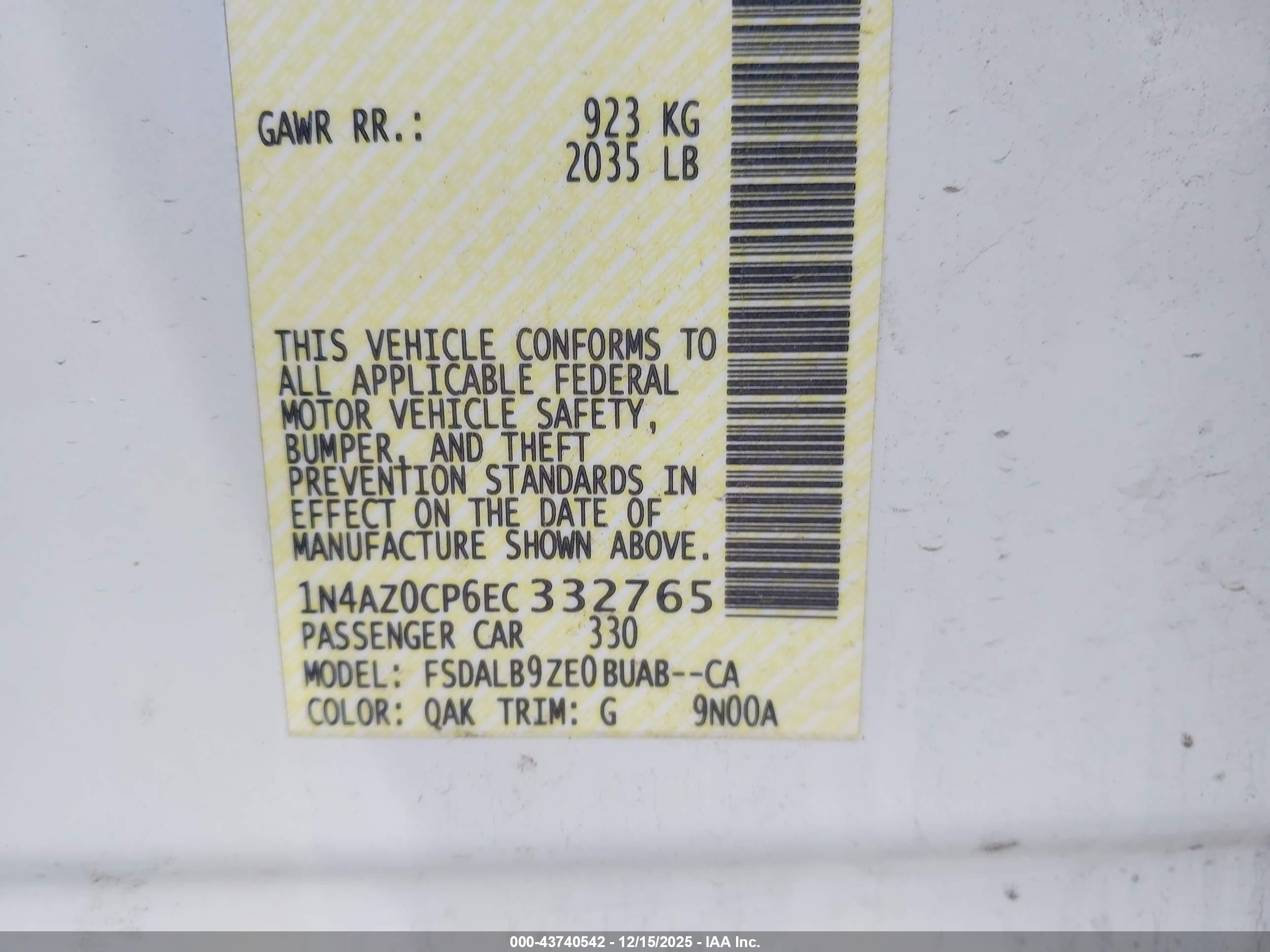 NISSAN LEAF image 9