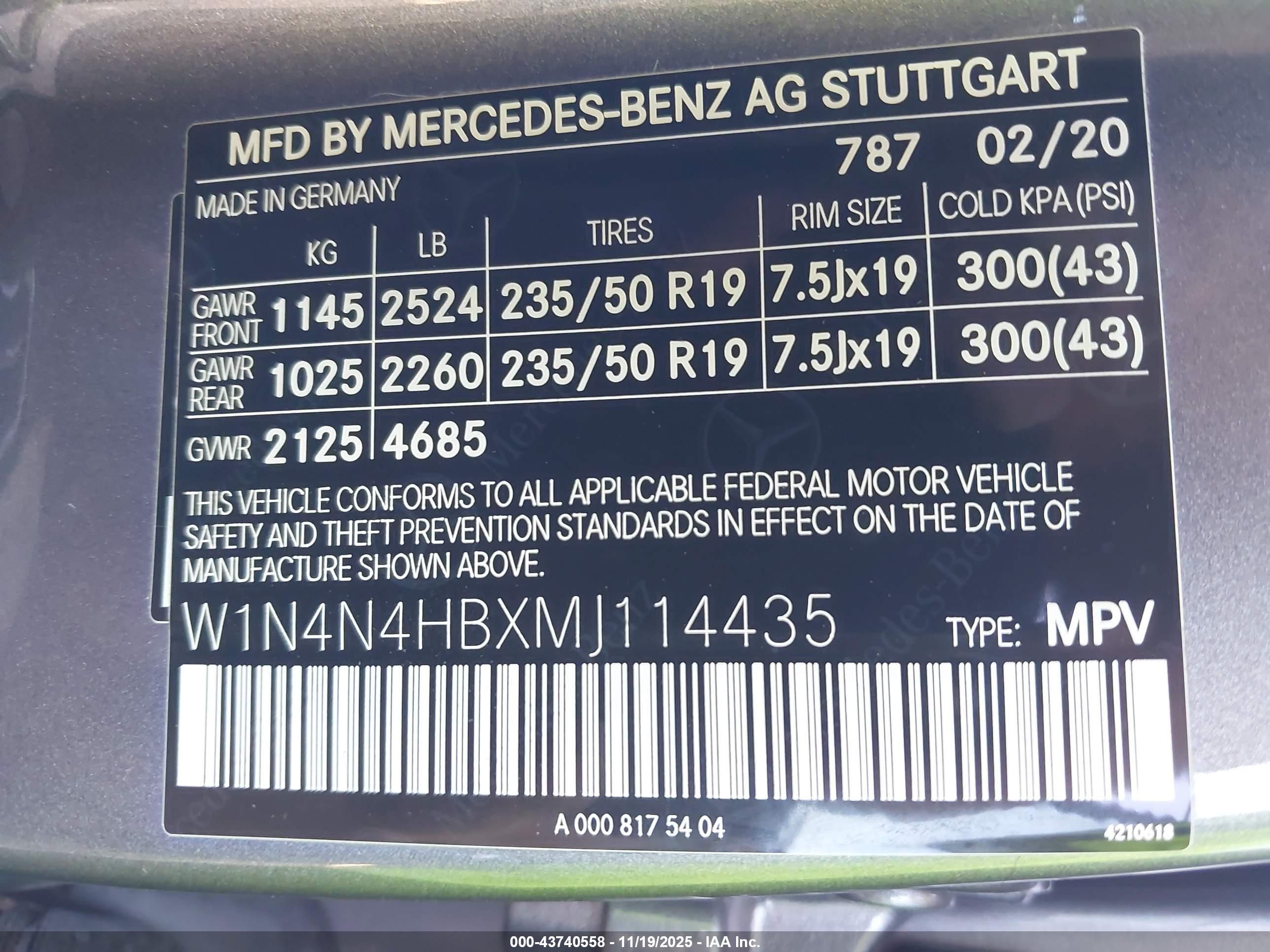 MERCEDES-BENZ GLA image 9