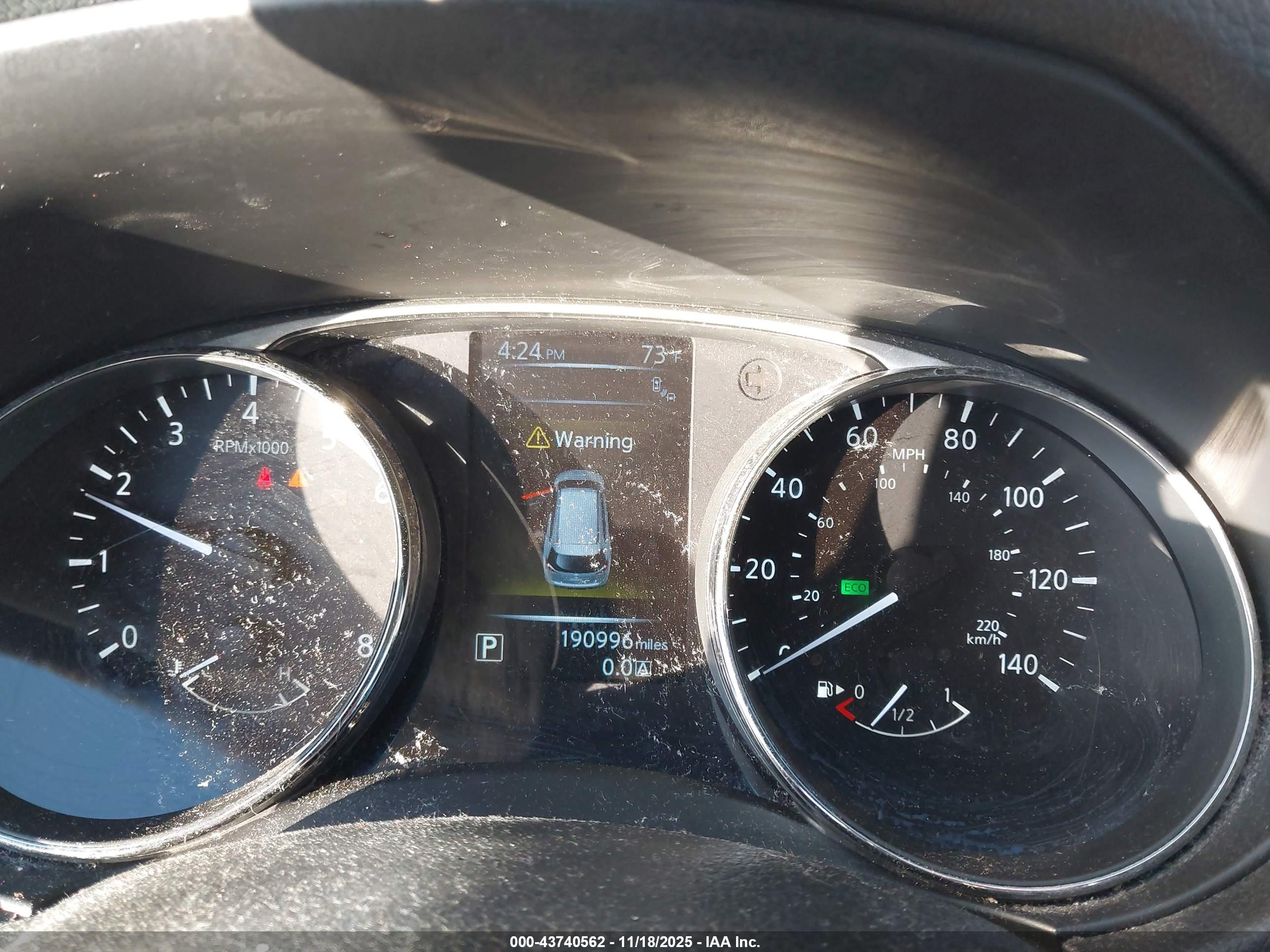 NISSAN ROGUE image 7