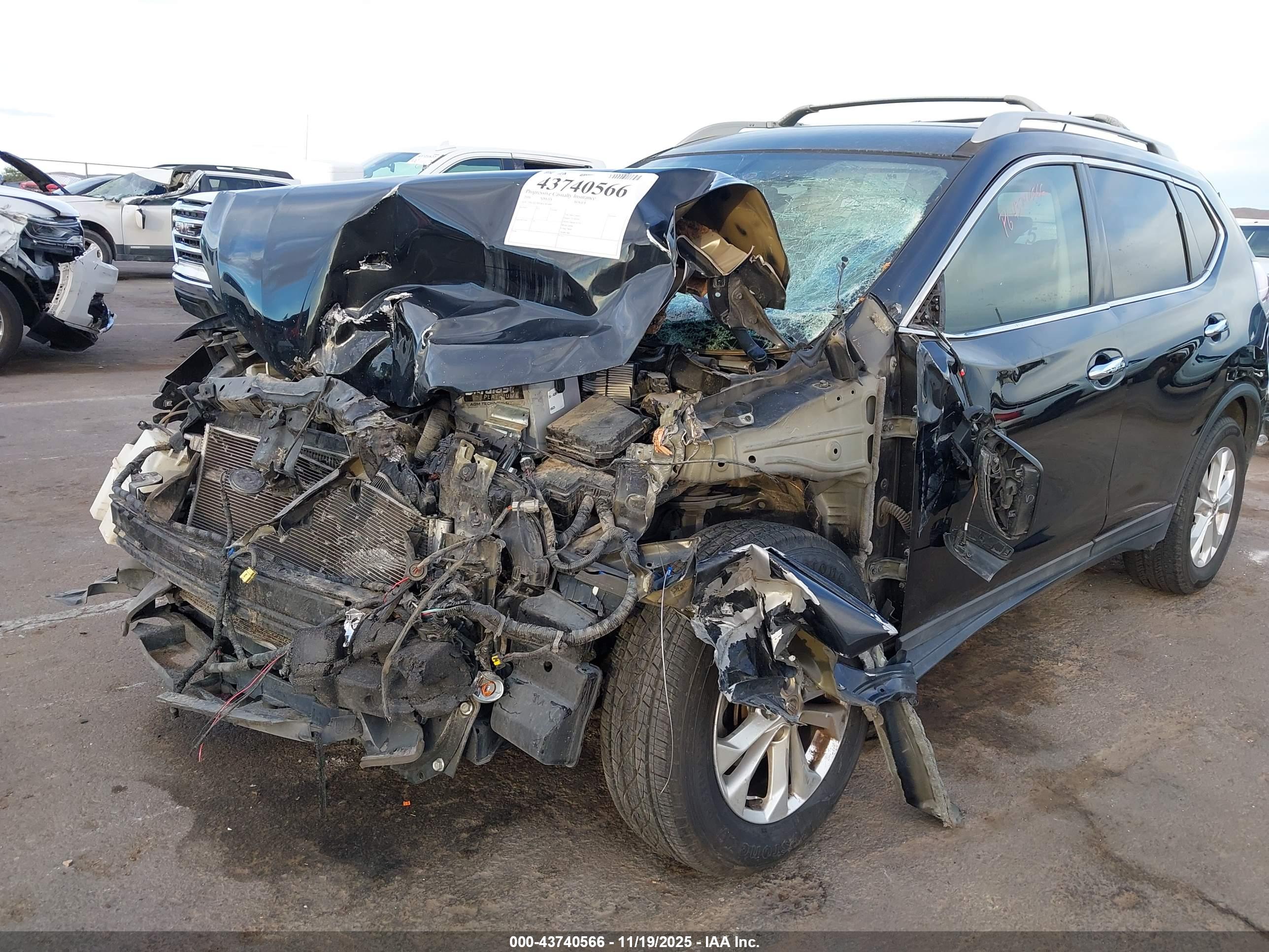 NISSAN ROGUE image 6